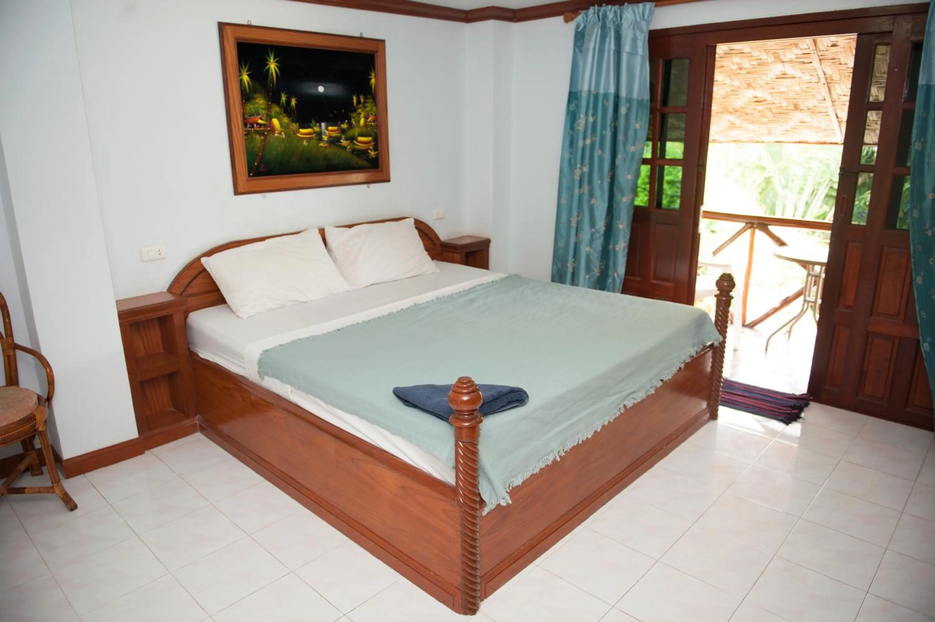 Bed in Lam Sai village hotel Koh Yao Noi