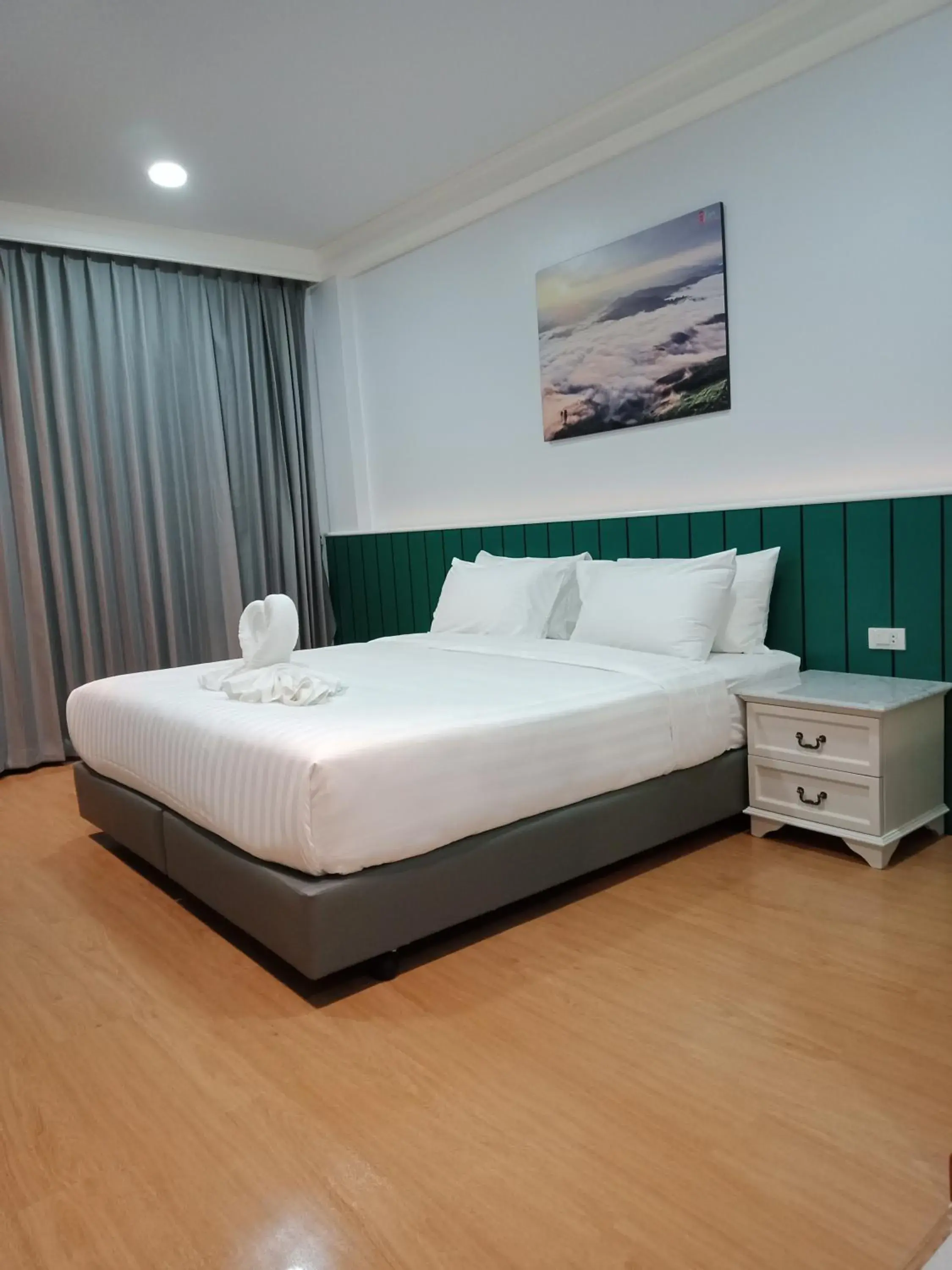 Superior King Room in Grandview Landmark Betong Hotel Superior King Room in Grandview Landmark Betong Hotel