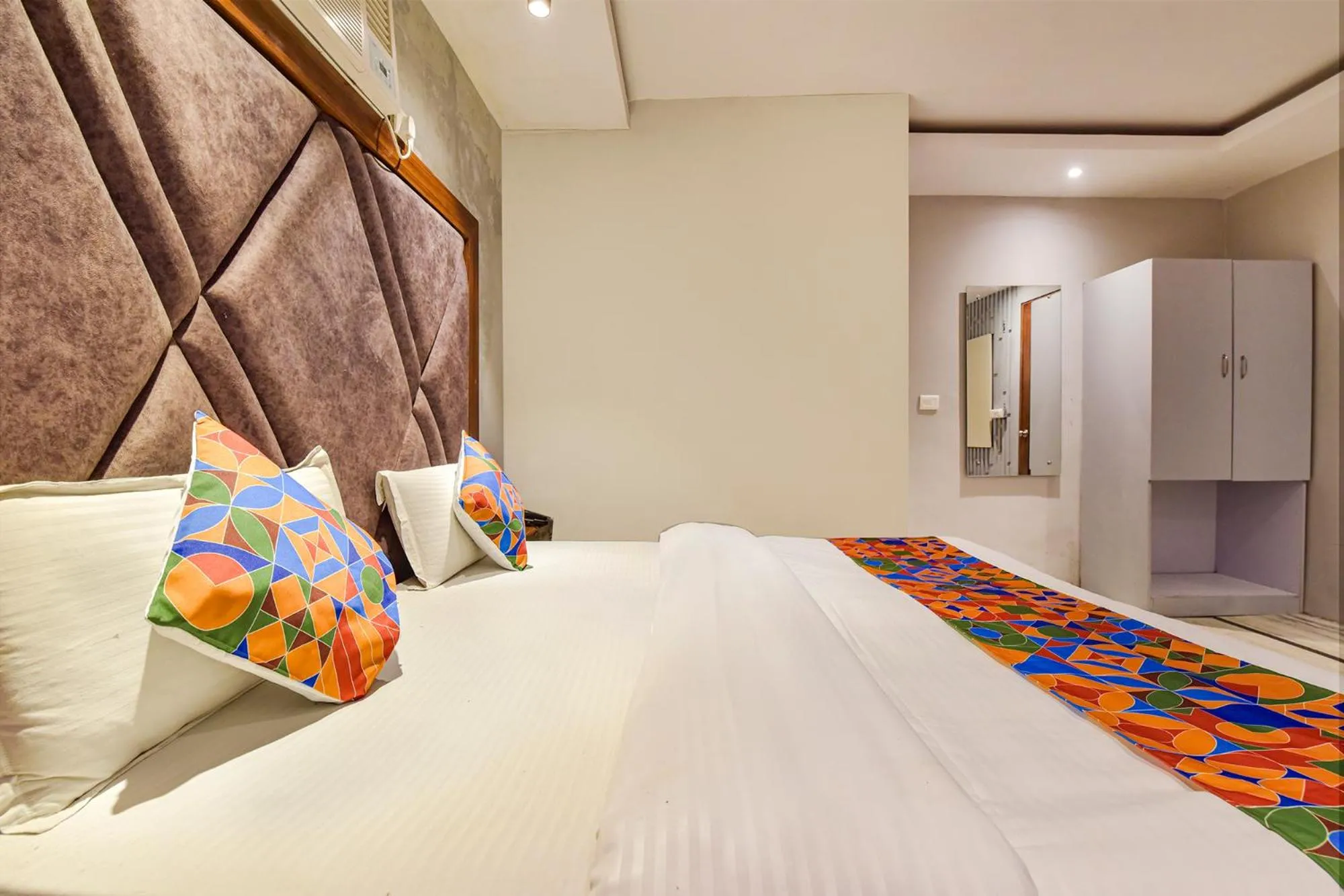 Bed in FabHotel Prem Bihari