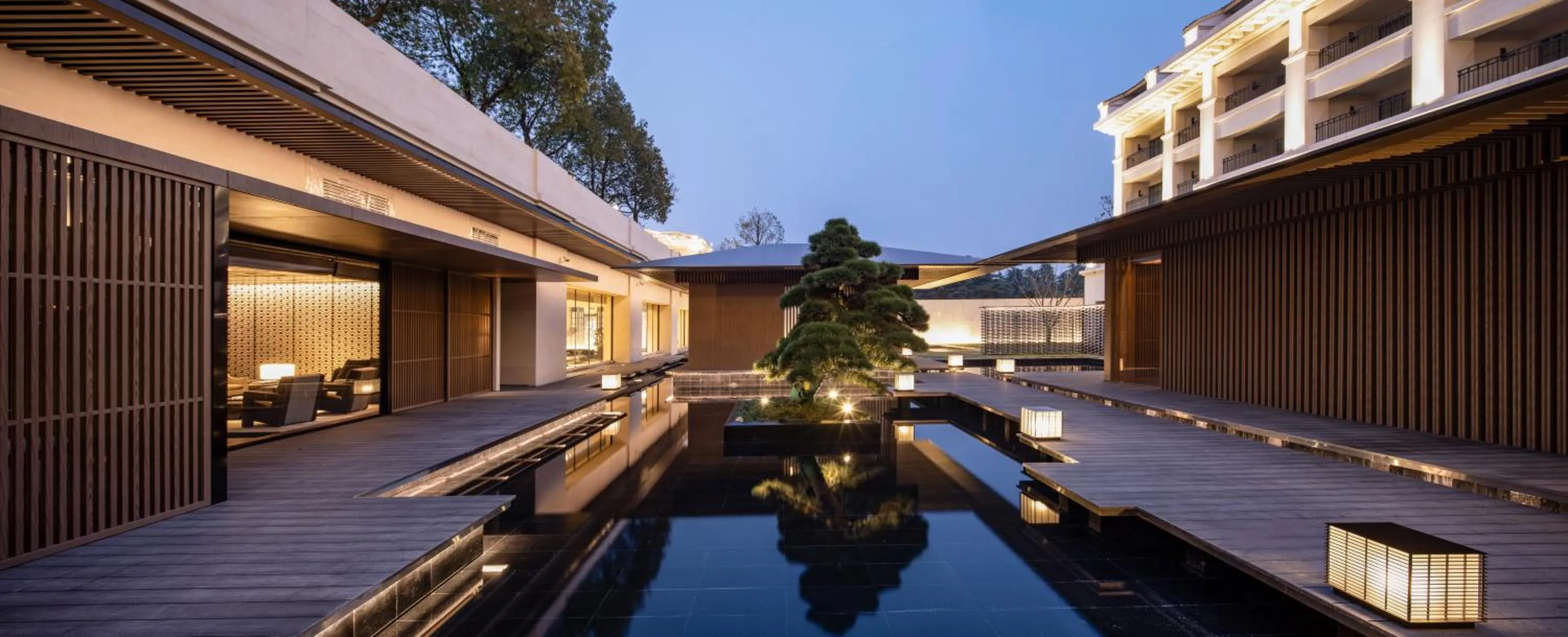 Restaurant/places to eat in Suning Zhongshan Golf Resort