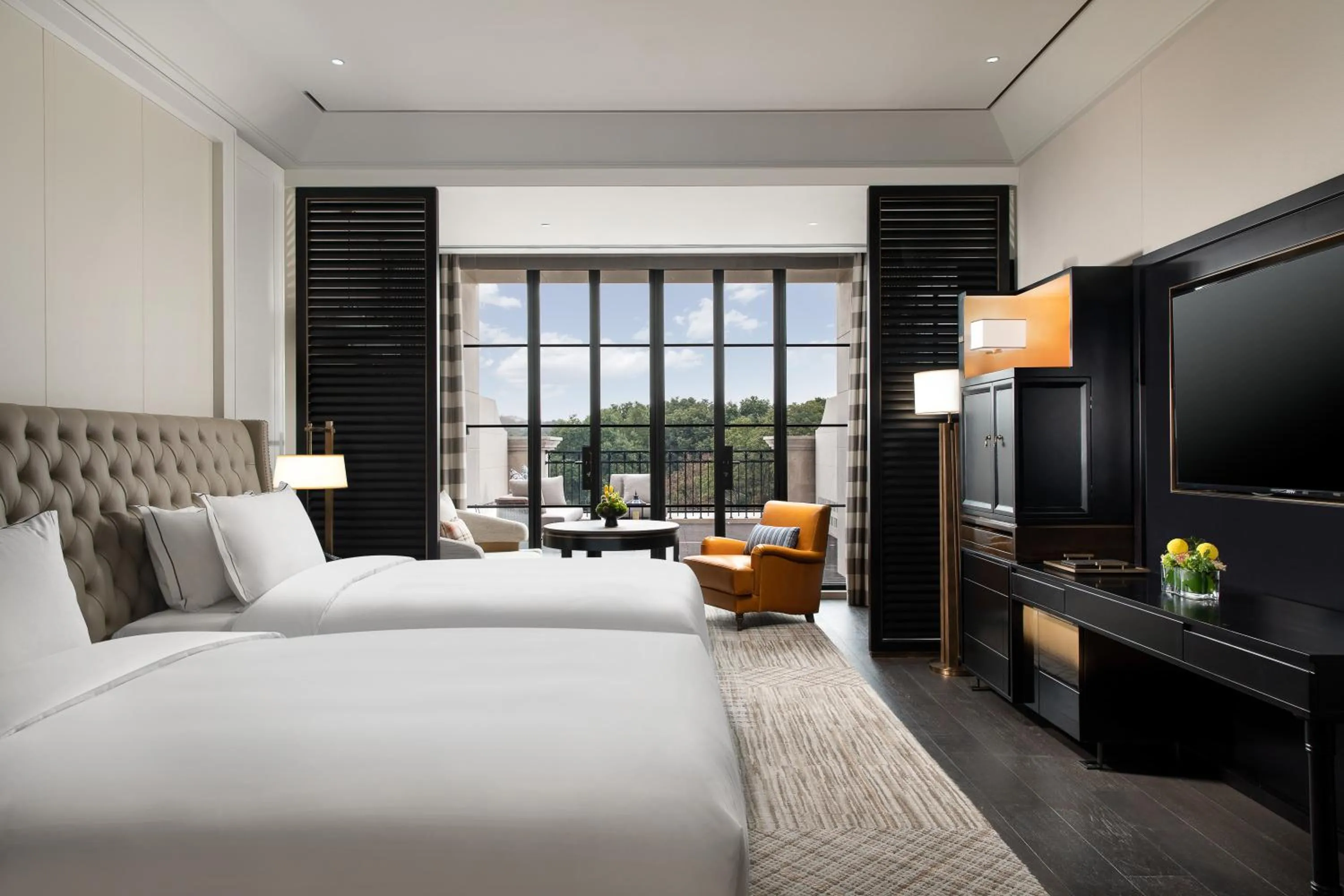 Photo of the whole room, Bed in Suning Zhongshan Golf Resort