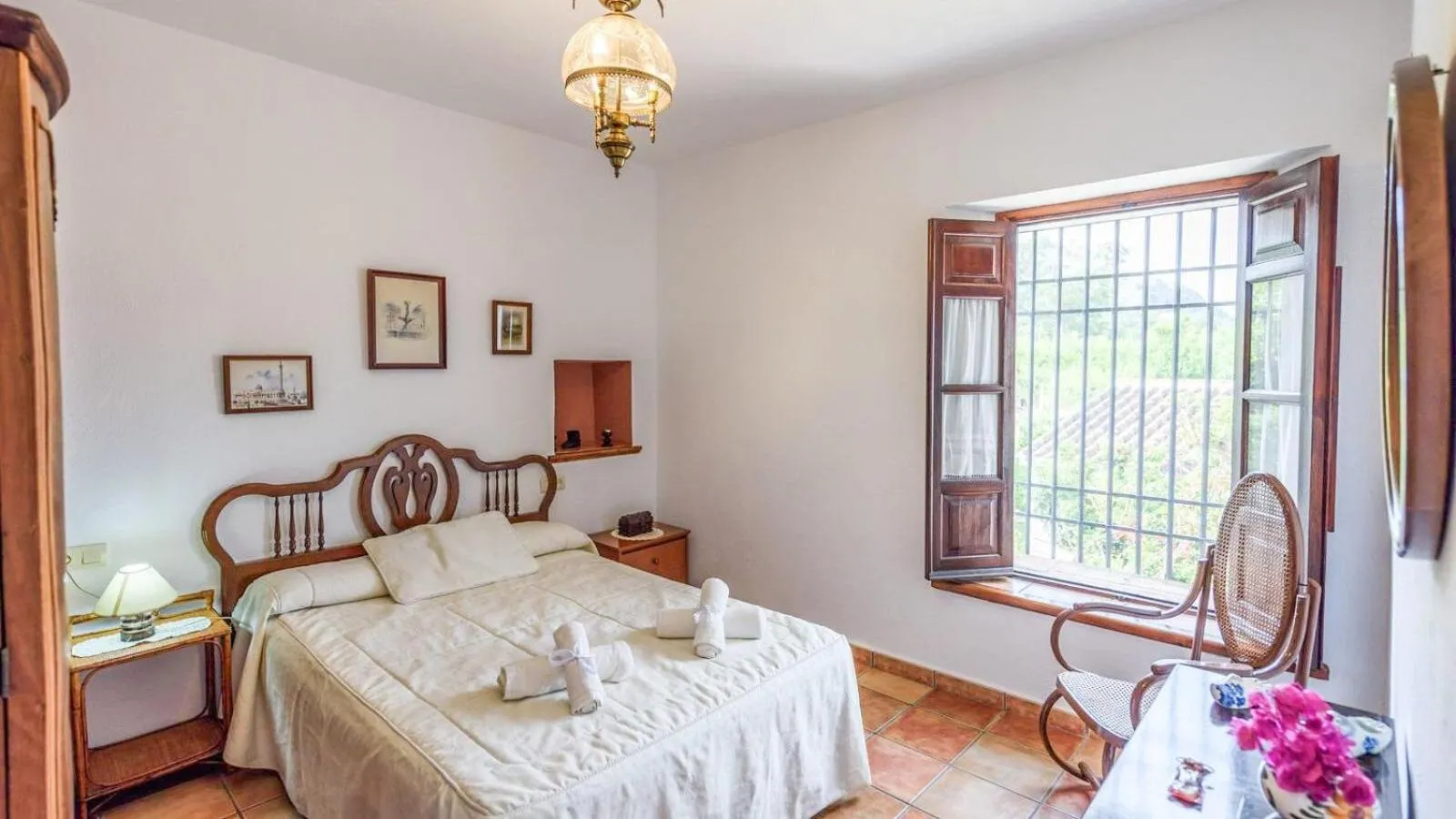 Bedroom, Bed in Casa La Vina del Arenal Pizarra by Ruralidays