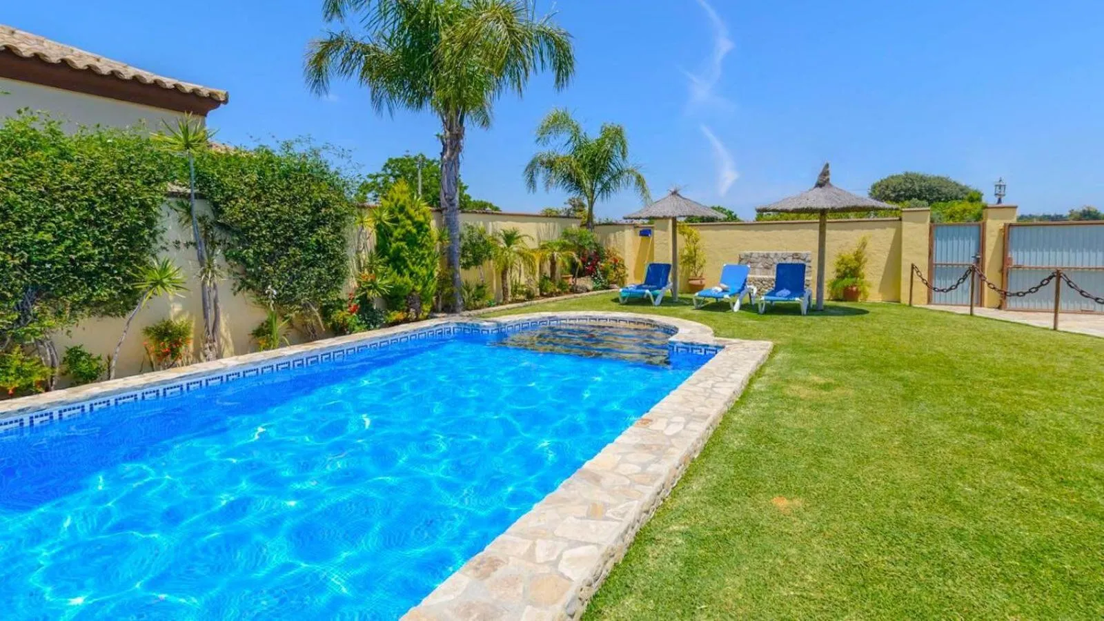 Casa Pepi 2 dorm Conil de la Frontera by Ruralidays
