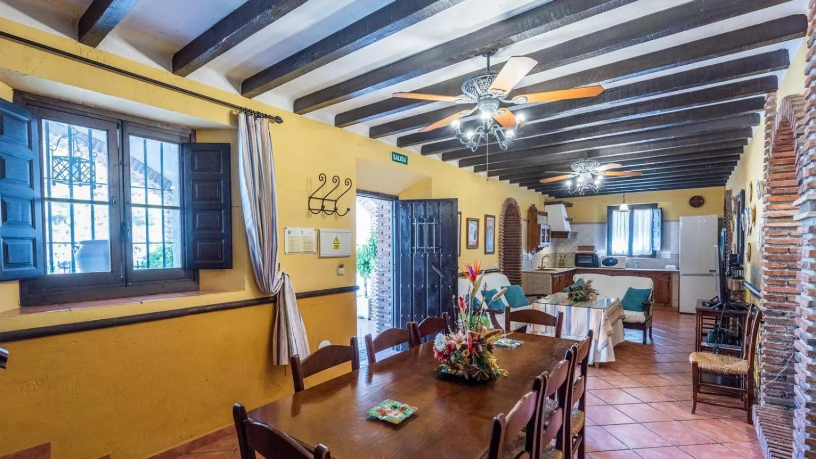 Dining area in Villa Lagar Martinez Malaga by Ruralidays