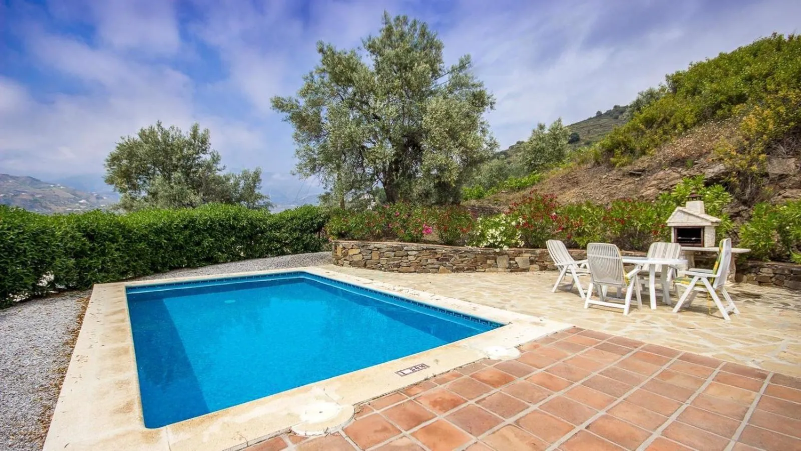 Swimming pool in Villa La Frasca Competa by Ruralidays
