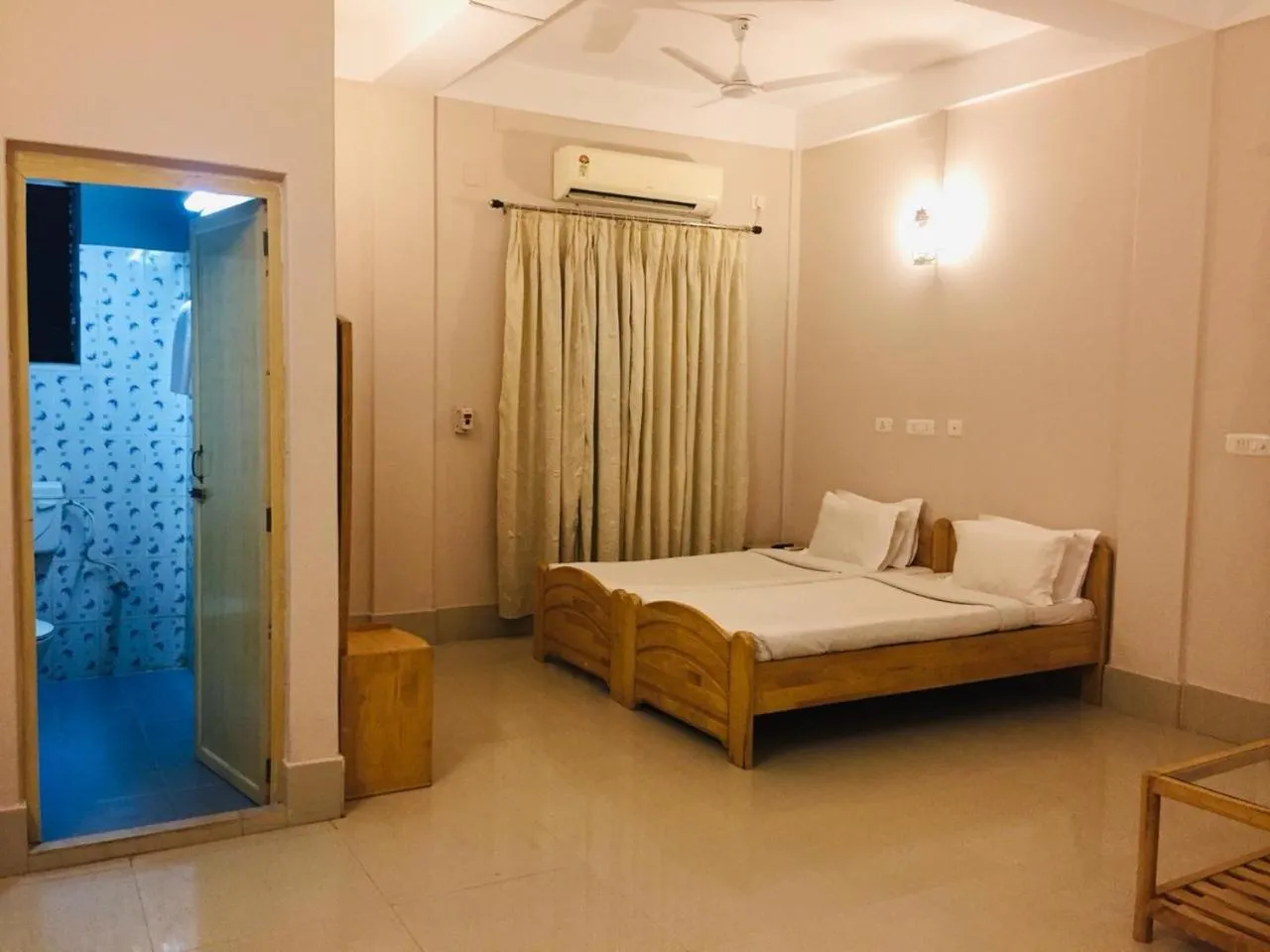 Bedroom, Bed in Lake Side Resort Neermahal