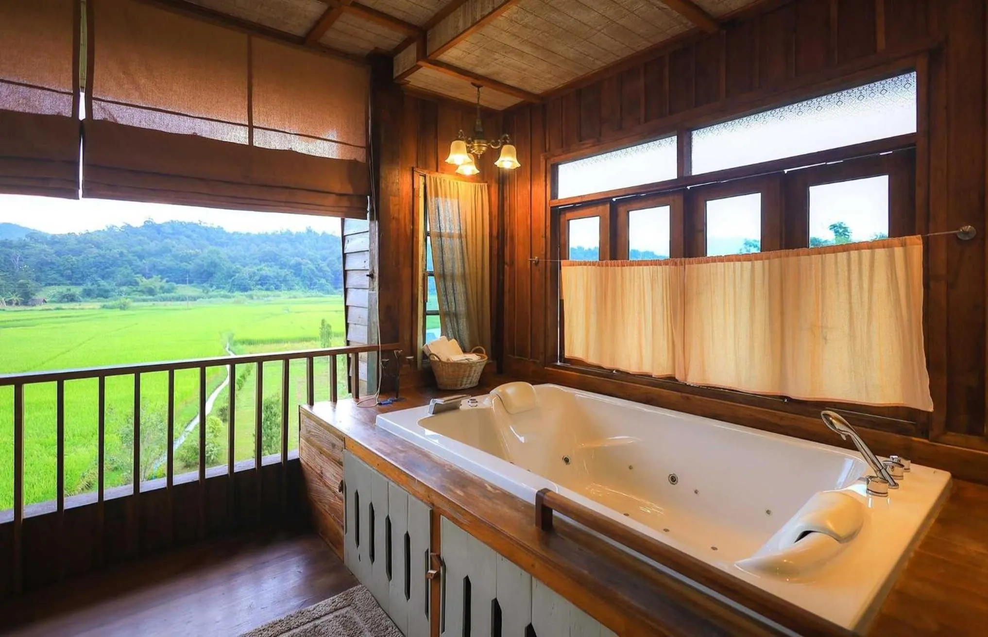 Bath in Sang Poy Cottage