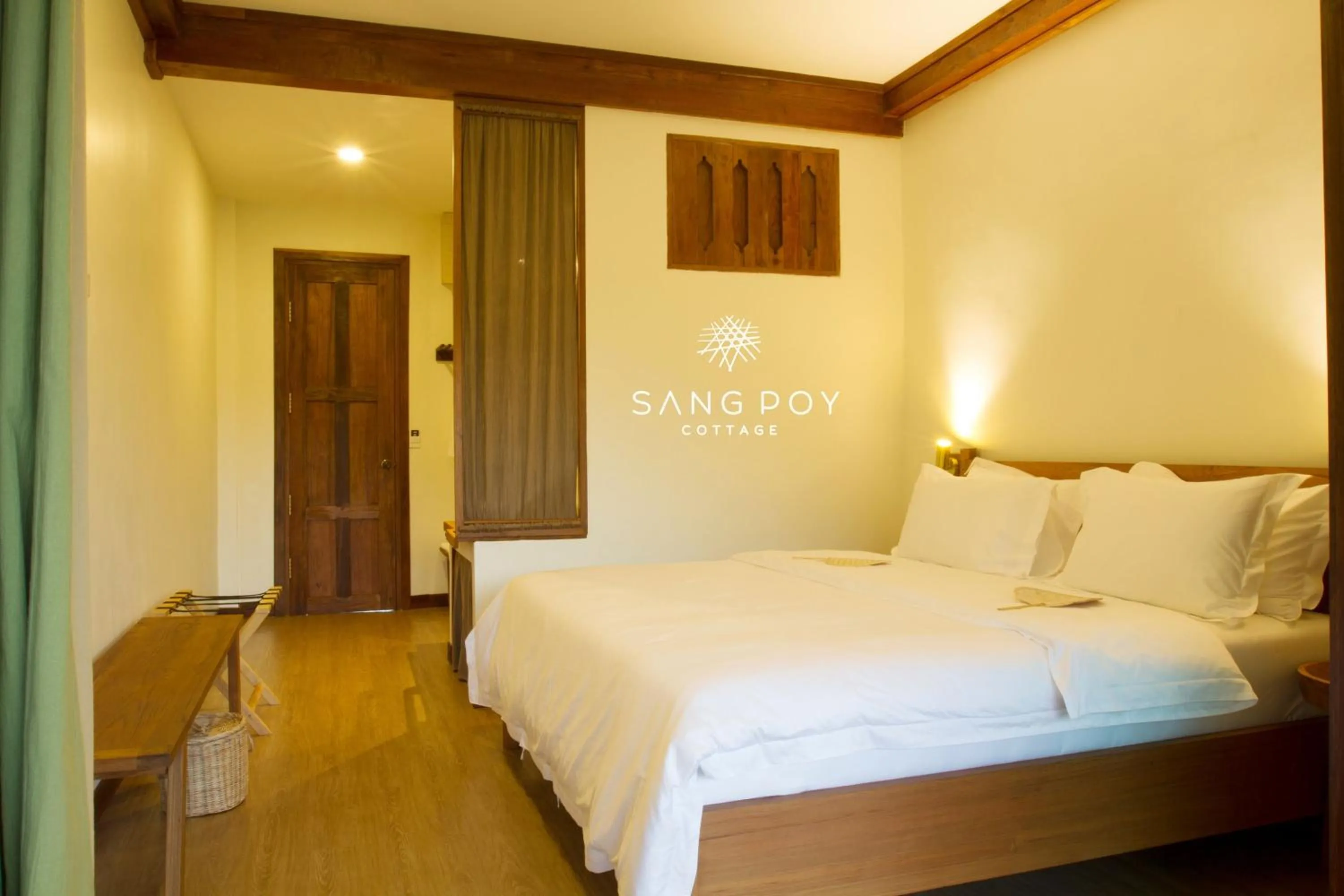 Bed in Sang Poy Cottage