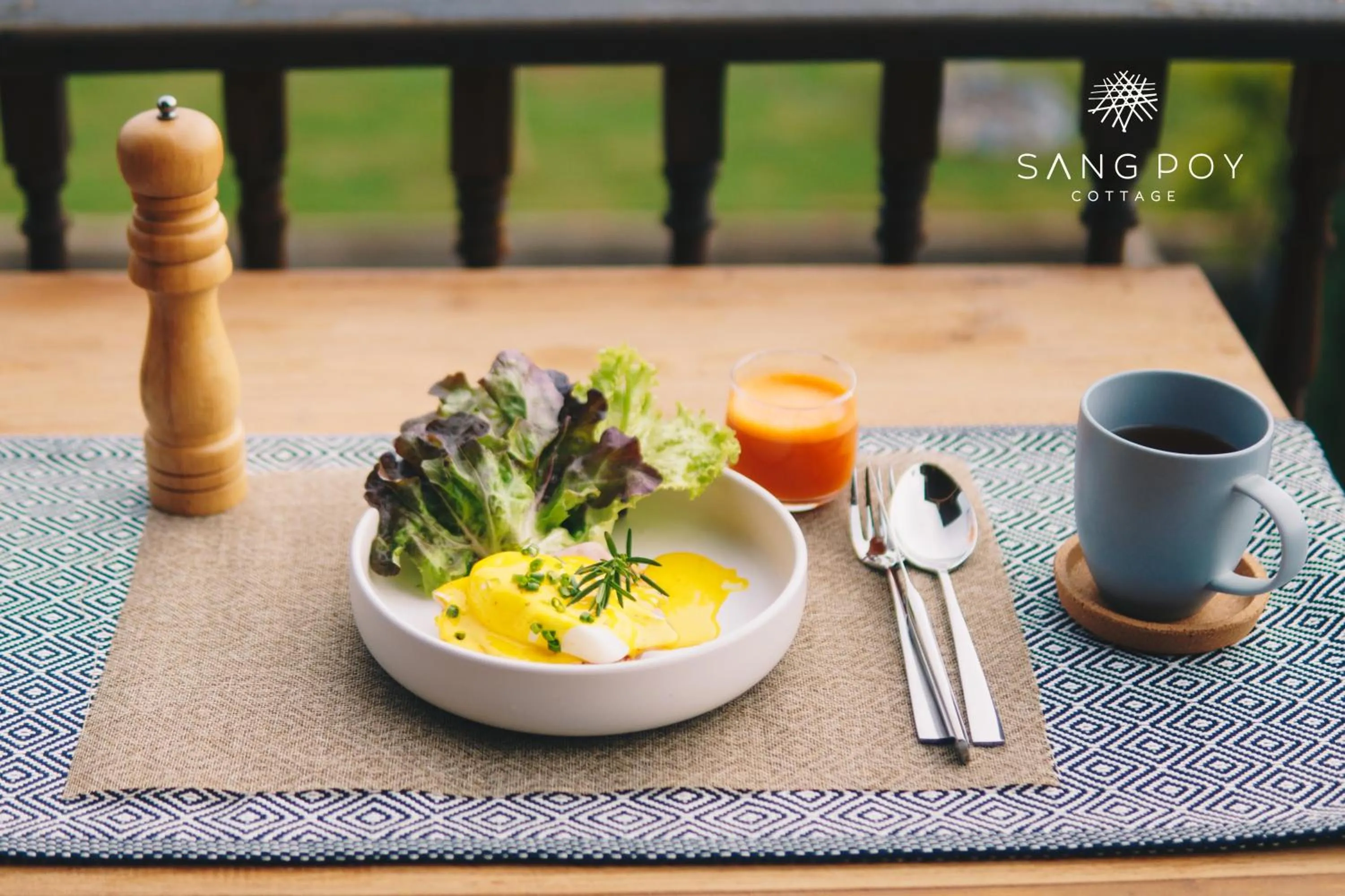 Food and drinks in Sang Poy Cottage