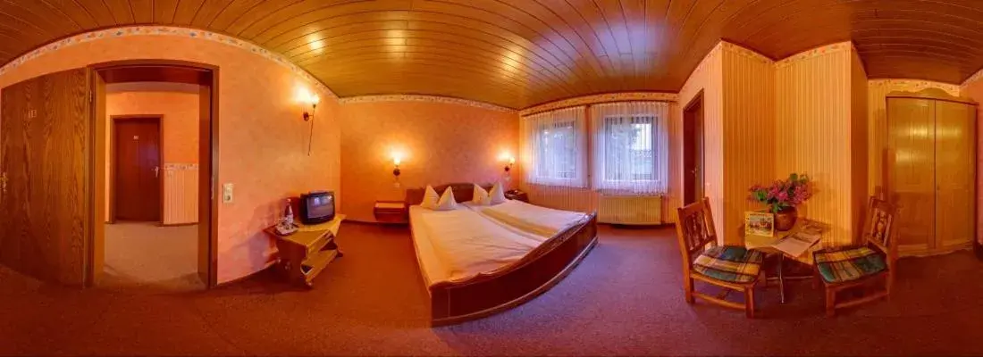 Quadruple Room with Bathroom in Gemündener Hof Quadruple Room with Bathroom in Gemündener Hof