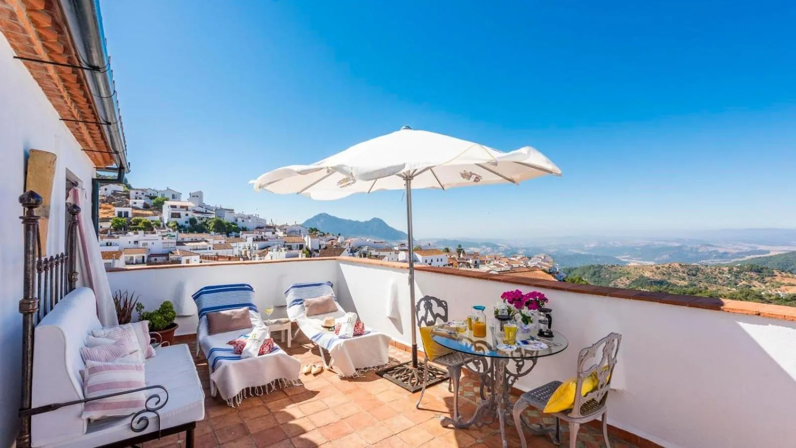 Property building in Atico la Carrasquilla Gaucin by Ruralidays