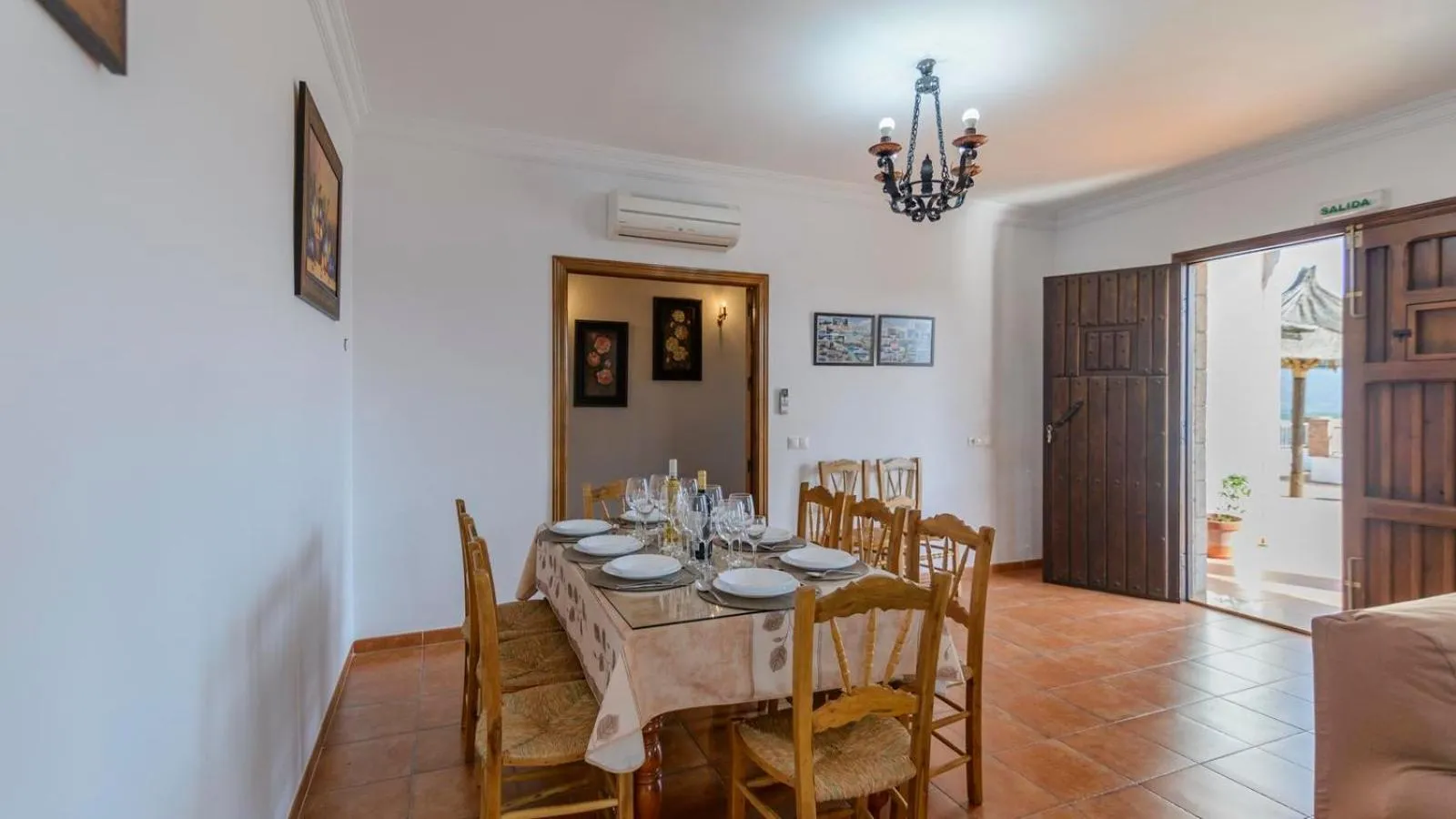 Dining area in Casa El Mirador Iznajar by Ruralidays
