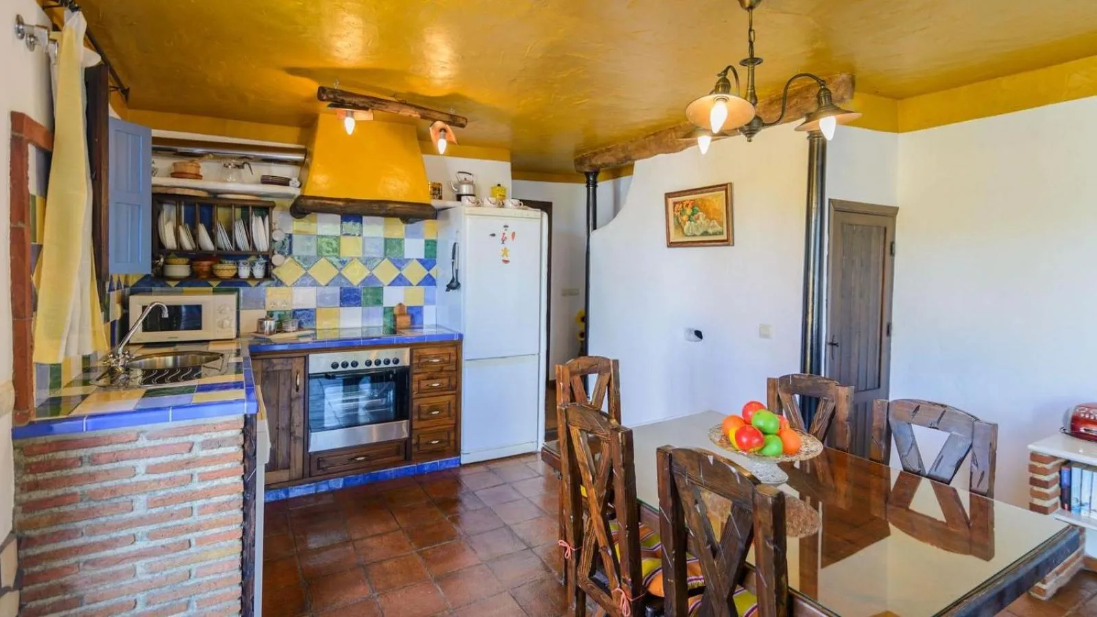 Kitchen or kitchenette in Villa Javier de Frigiliana by Ruralidays