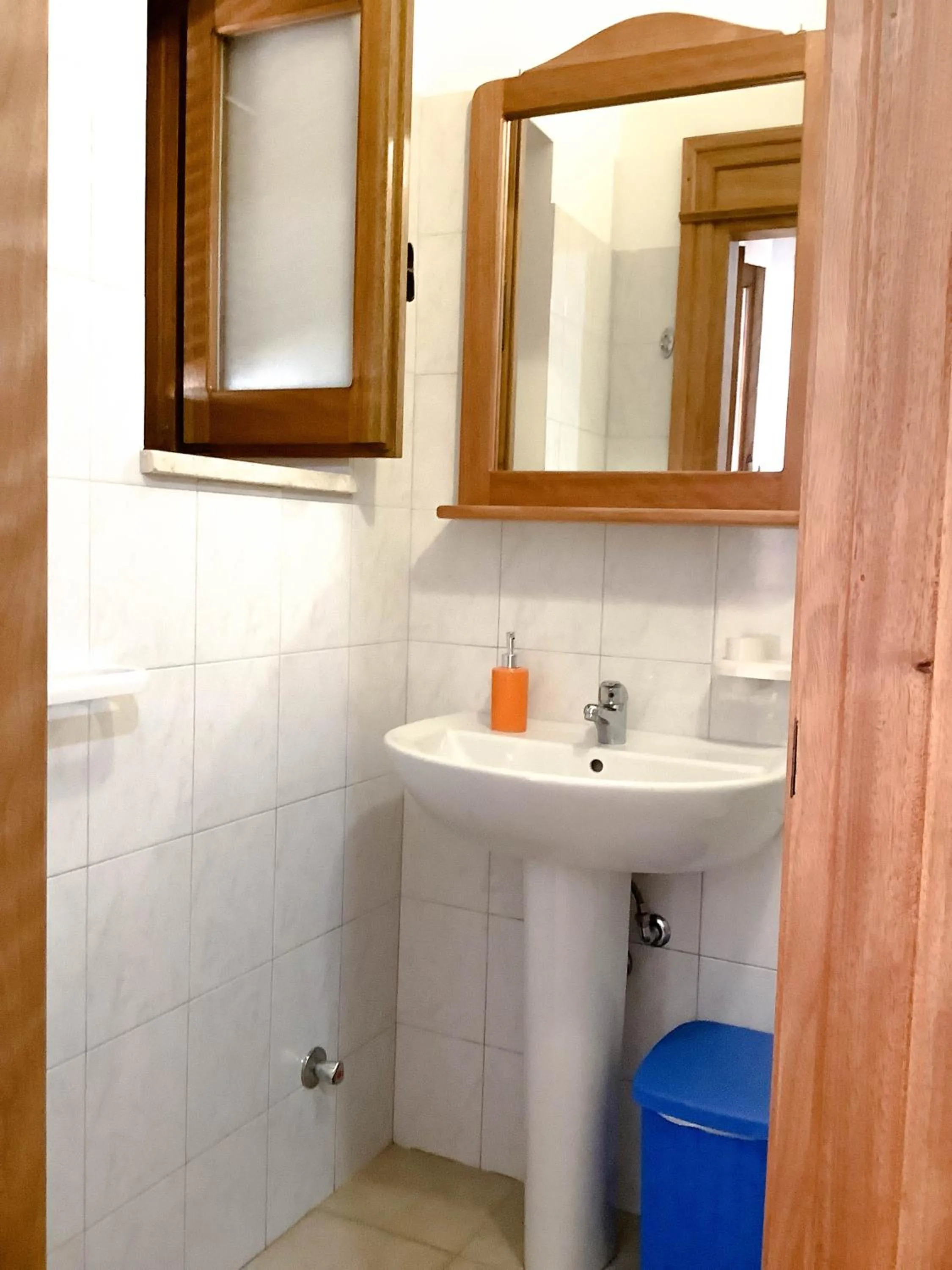 Bathroom in Affittacamere La saracina