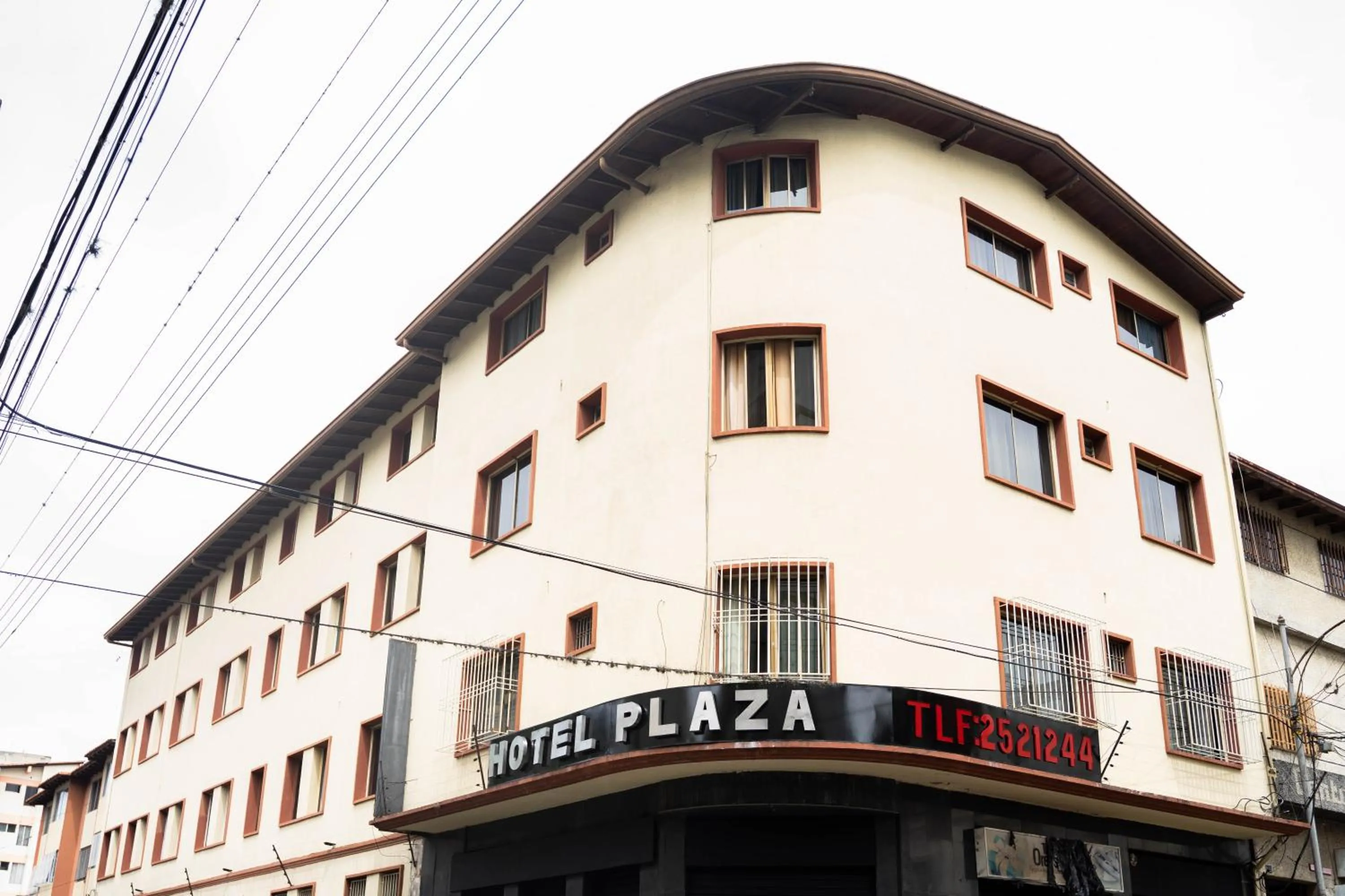 Hotel Plaza CA