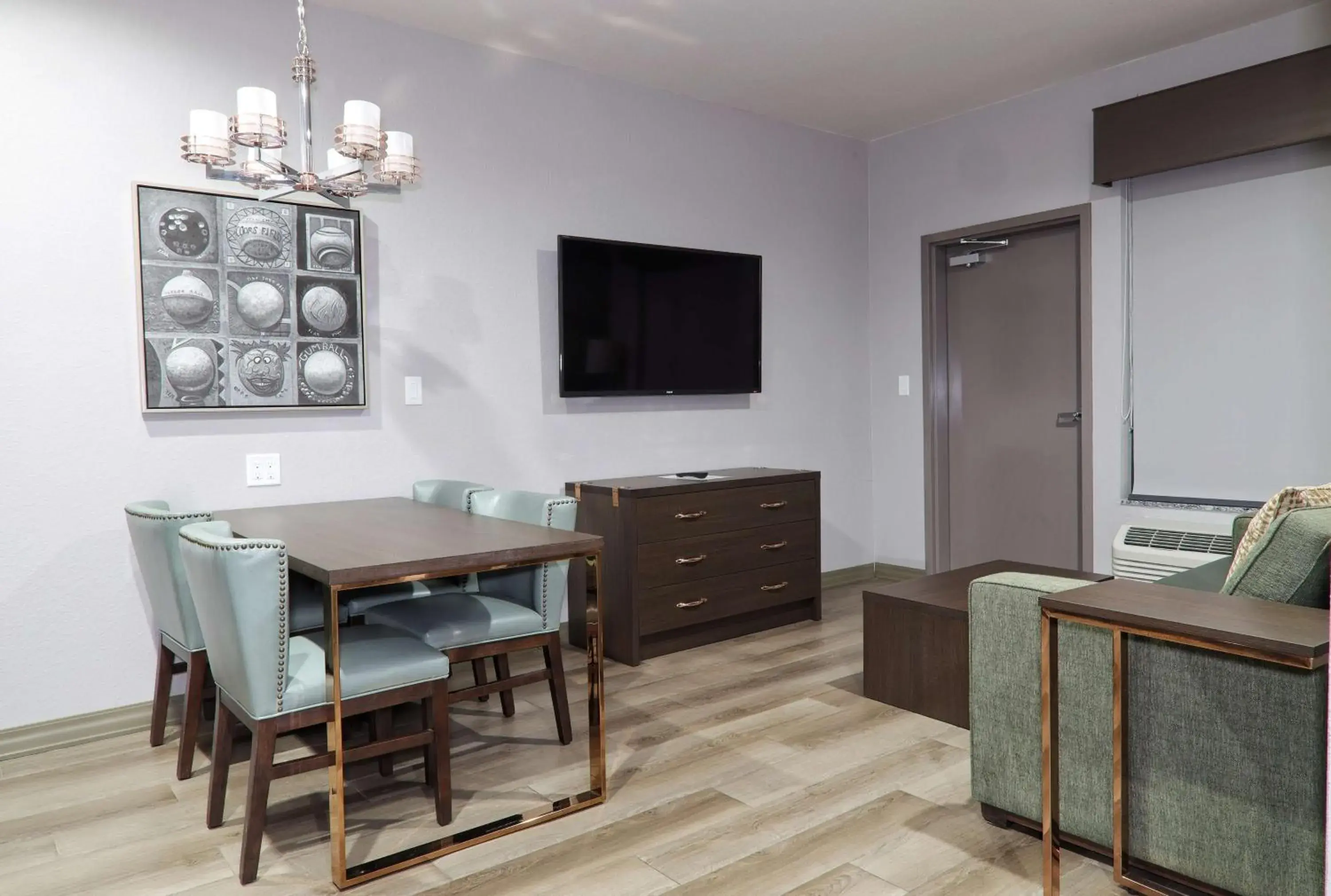 One-Bedroom King Suite with Sofa Bed and Full Kitchen - Non-Smoking in Hotel Manhattan, BW Signature Collection One-Bedroom King Suite with Sofa Bed and Full Kitchen - Non-Smoking in Hotel Manhattan, BW Signature Collection