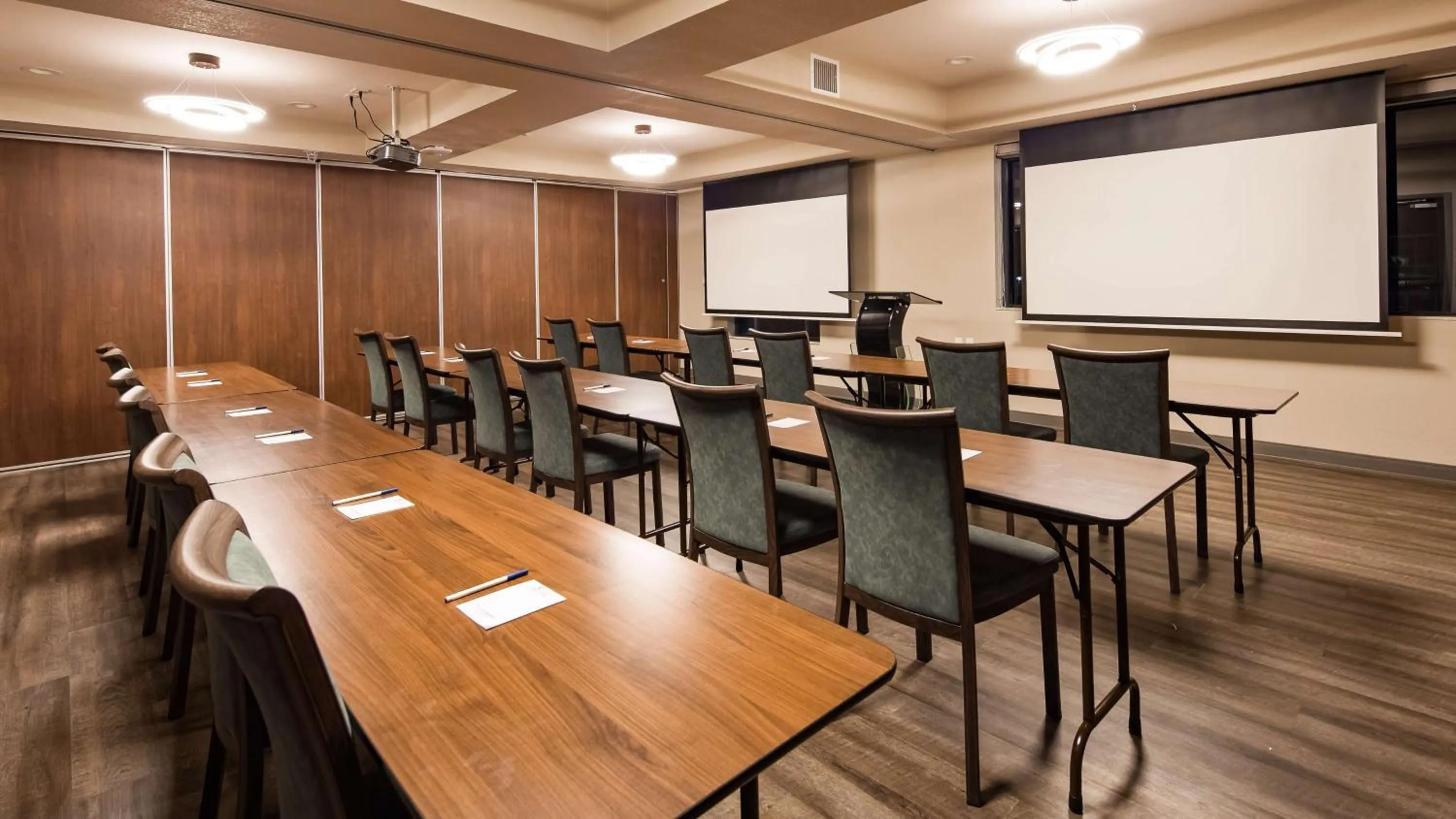 Business facilities in Hotel Manhattan, BW Signature Collection