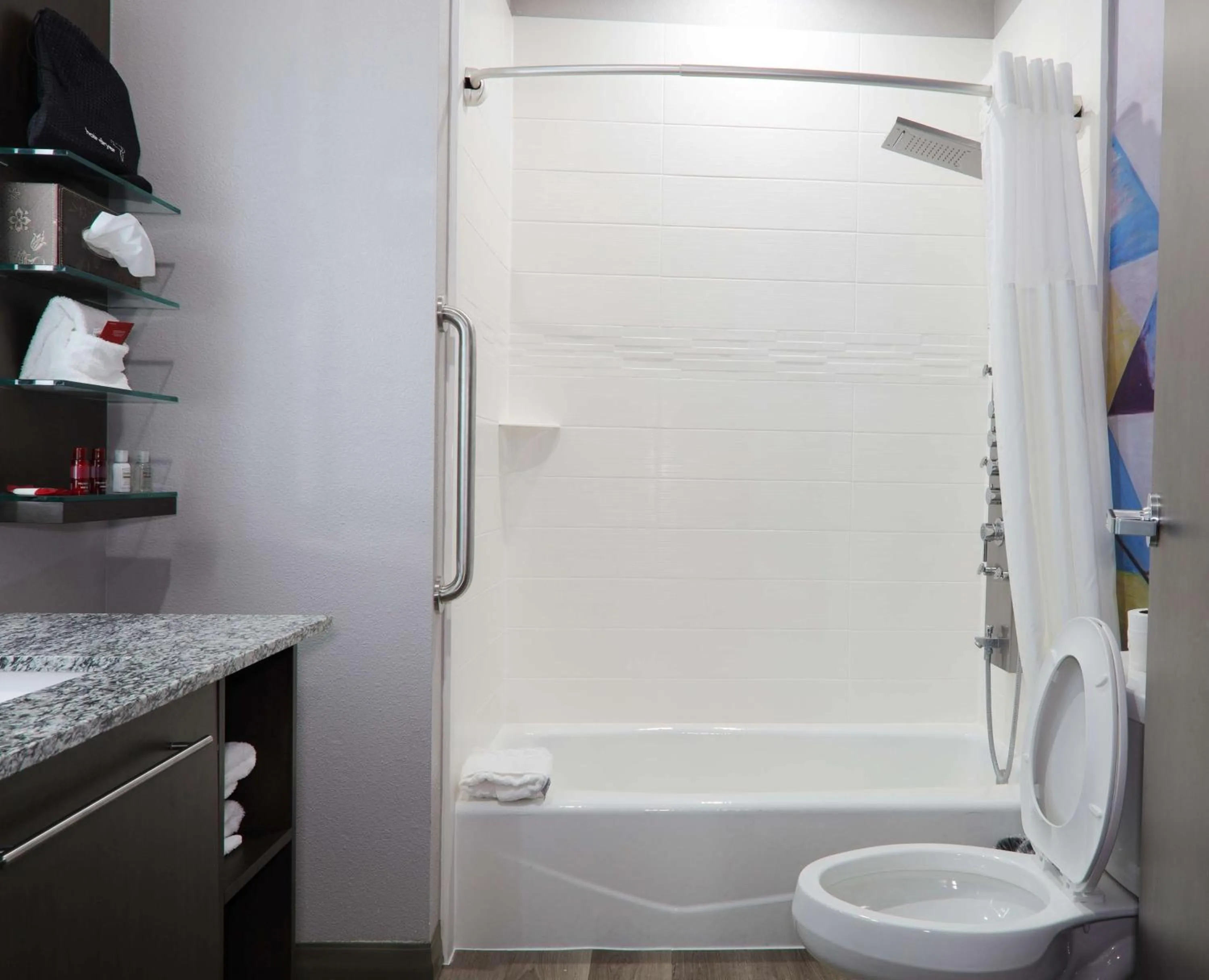 Bathroom in Hotel Manhattan, BW Signature Collection