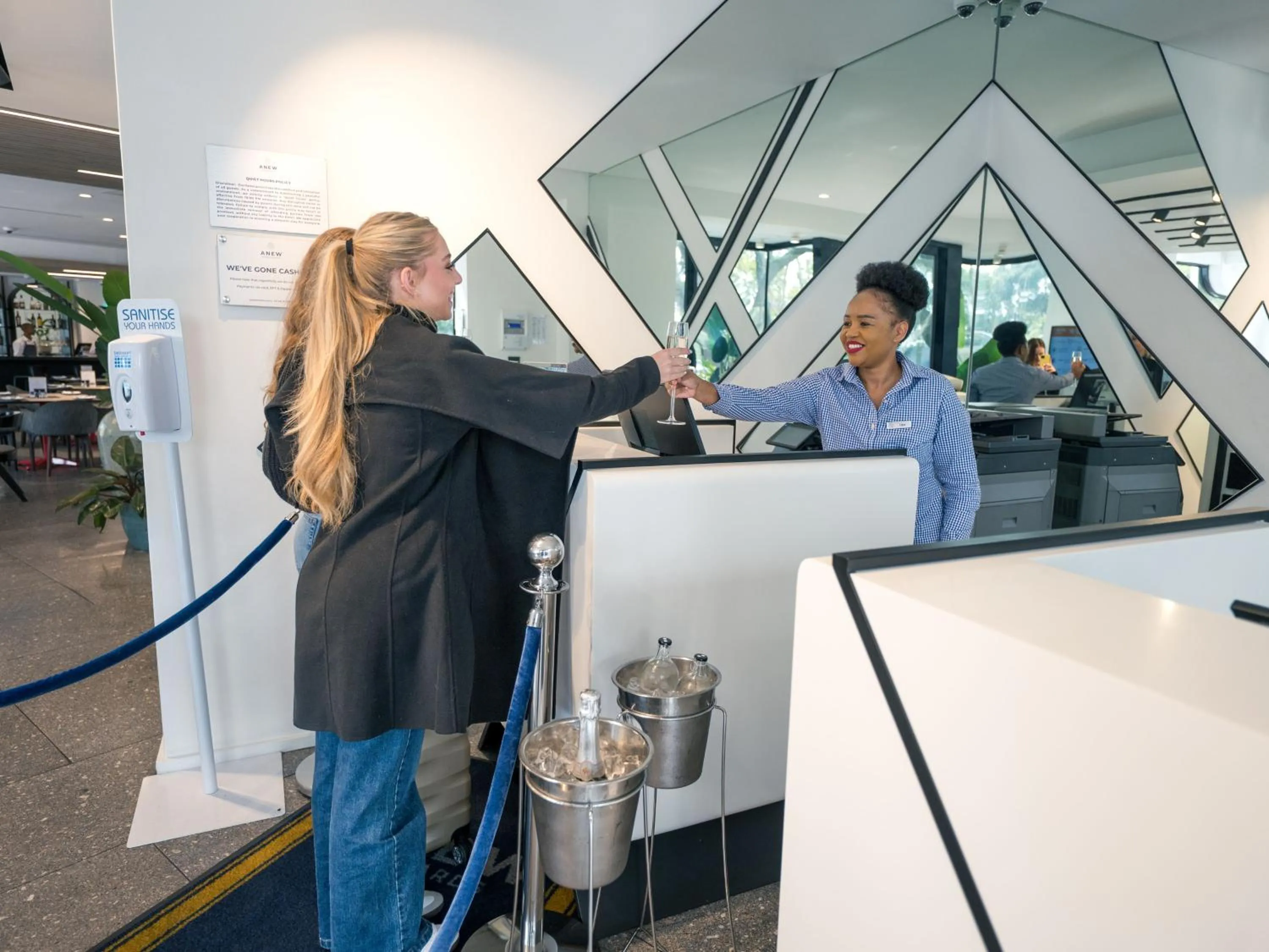 Lobby or reception in ANEW Hotel Green Point Cape Town