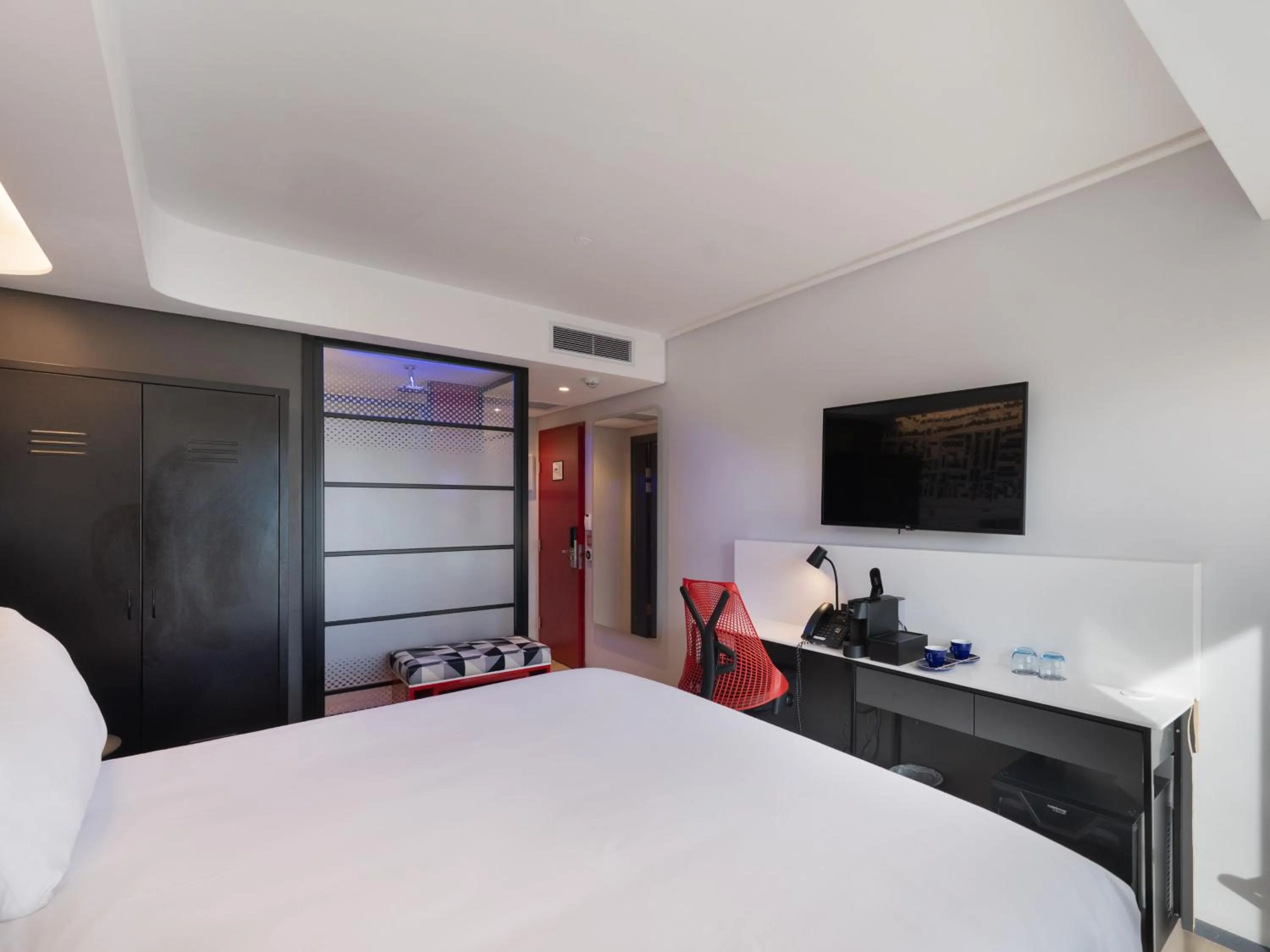 Executive Double Room in ANEW Hotel Green Point Cape Town