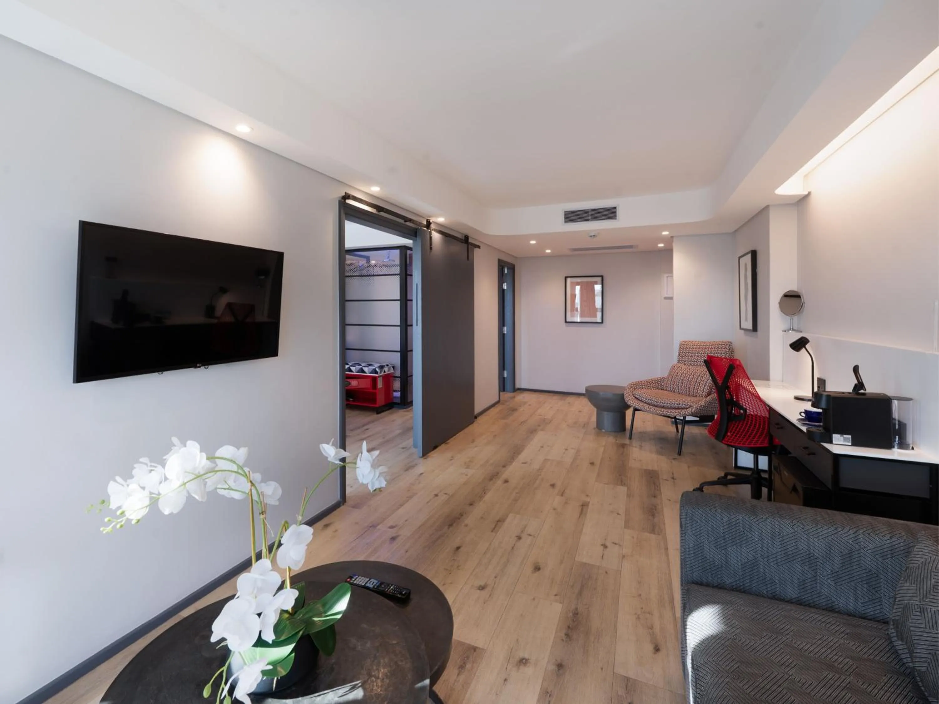 Living room in ANEW Hotel Green Point Cape Town