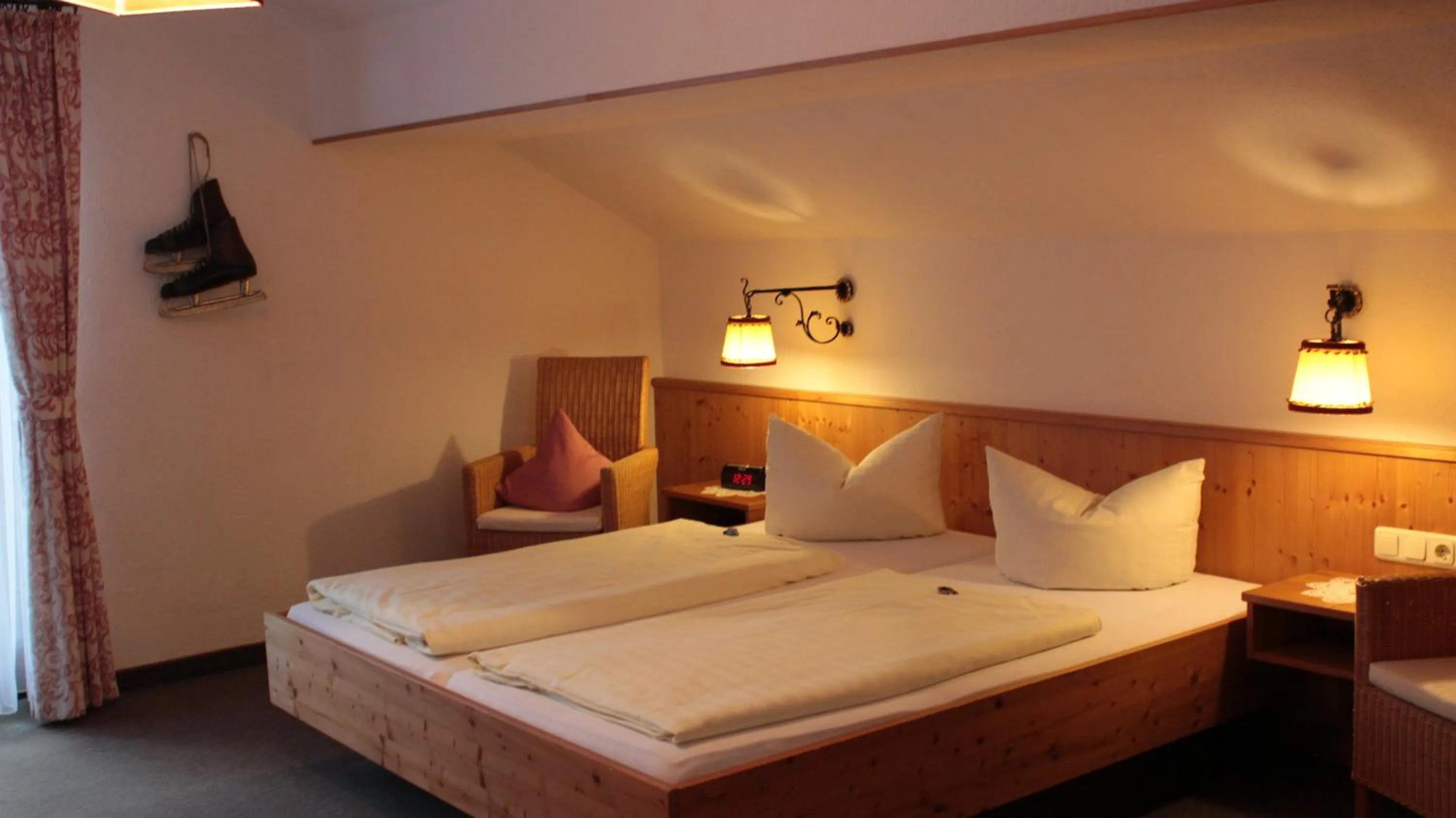 Photo of the whole room in Haus Florian