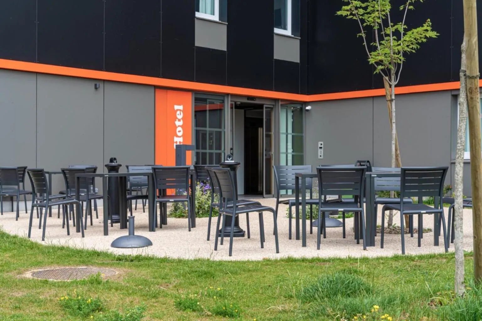 Balcony/Terrace in easyHotel Paris Charles de Gaulle Villepinte