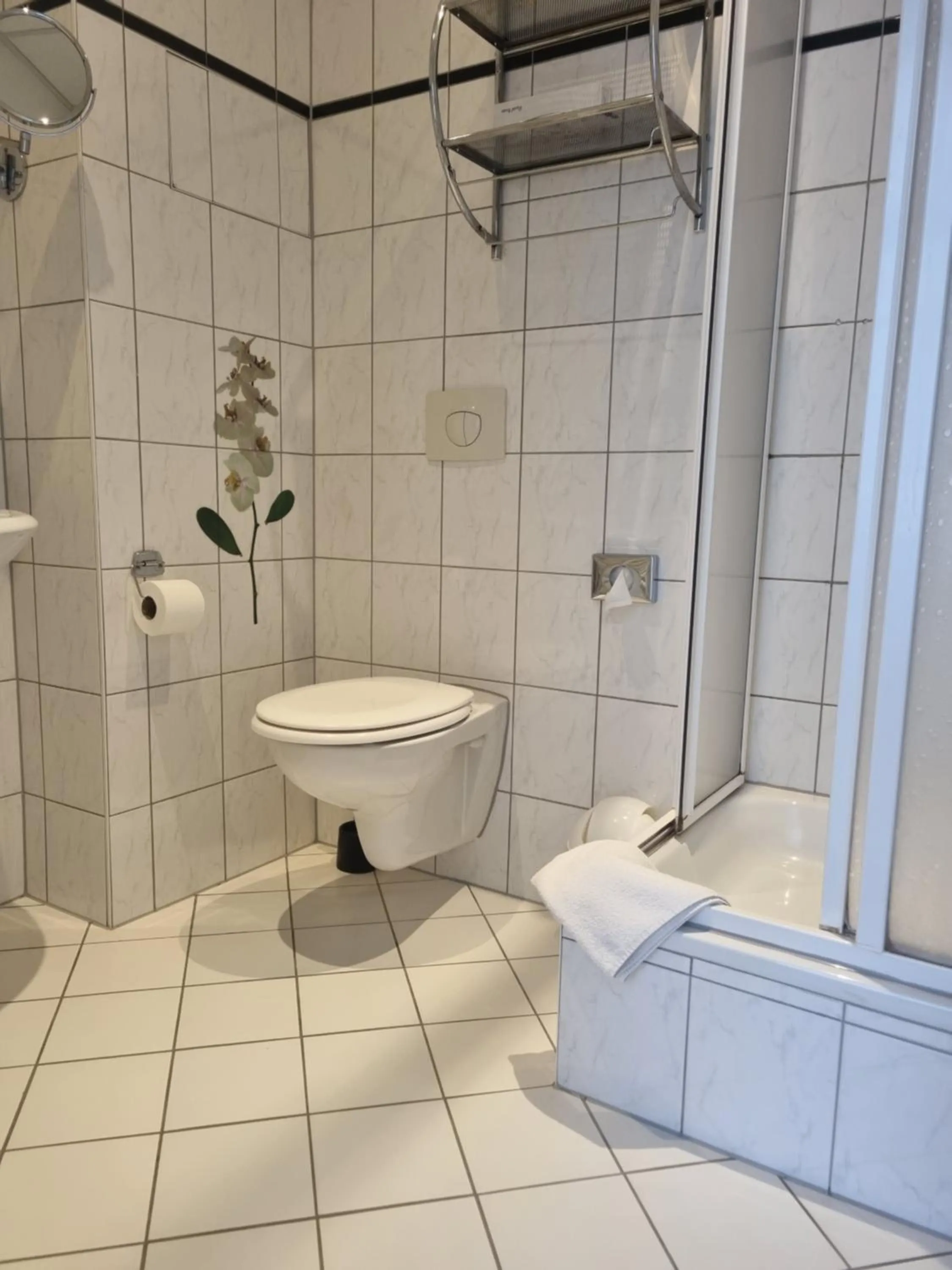 Bathroom in Erlanger Hof