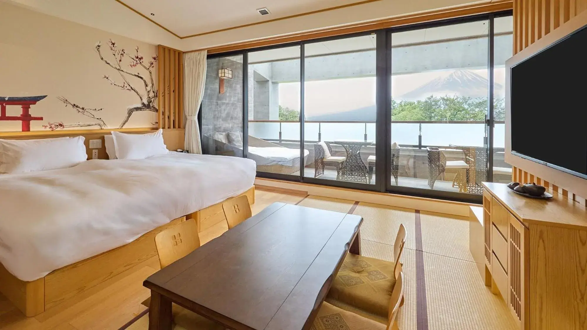 Kumonoue Fuji Hotel Deluxe room - Mt Fuji view with open-air bath Kumonoue Fuji Hotel Deluxe room - Mt Fuji view with open-air bath