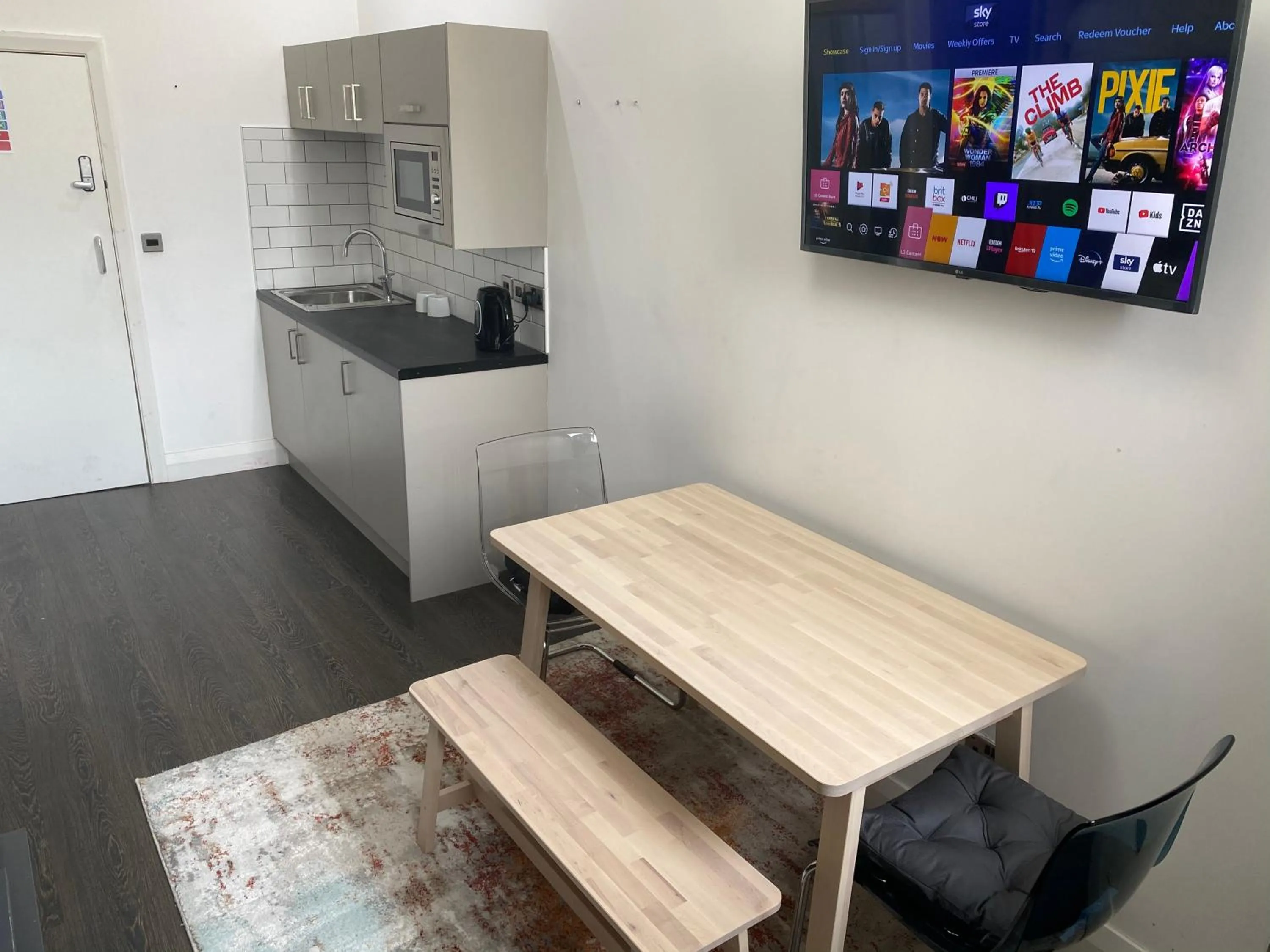 Eleanor Rigby apts Stanley Street