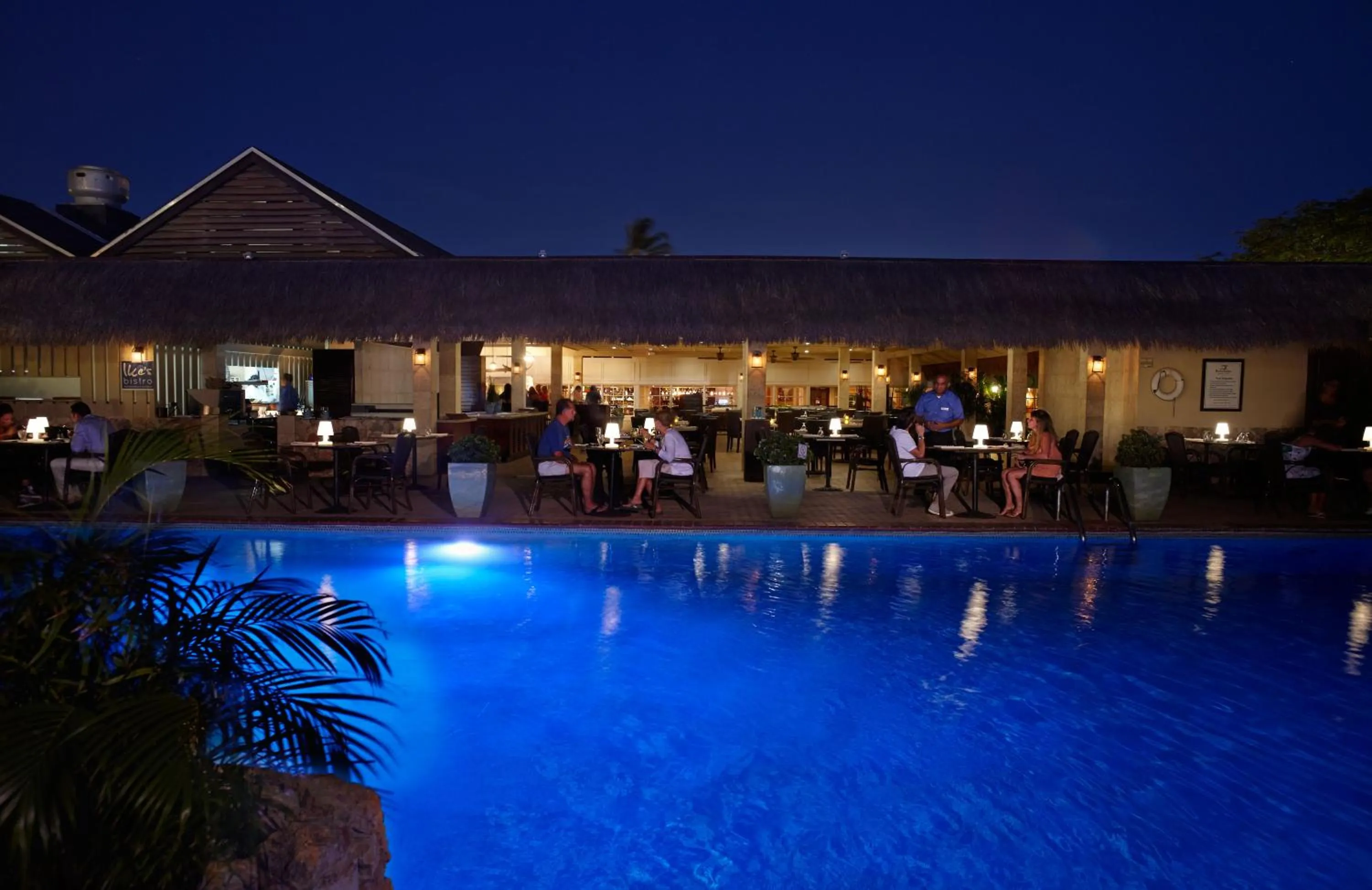 Restaurant/places to eat in Manchebo Beach Resort and Spa