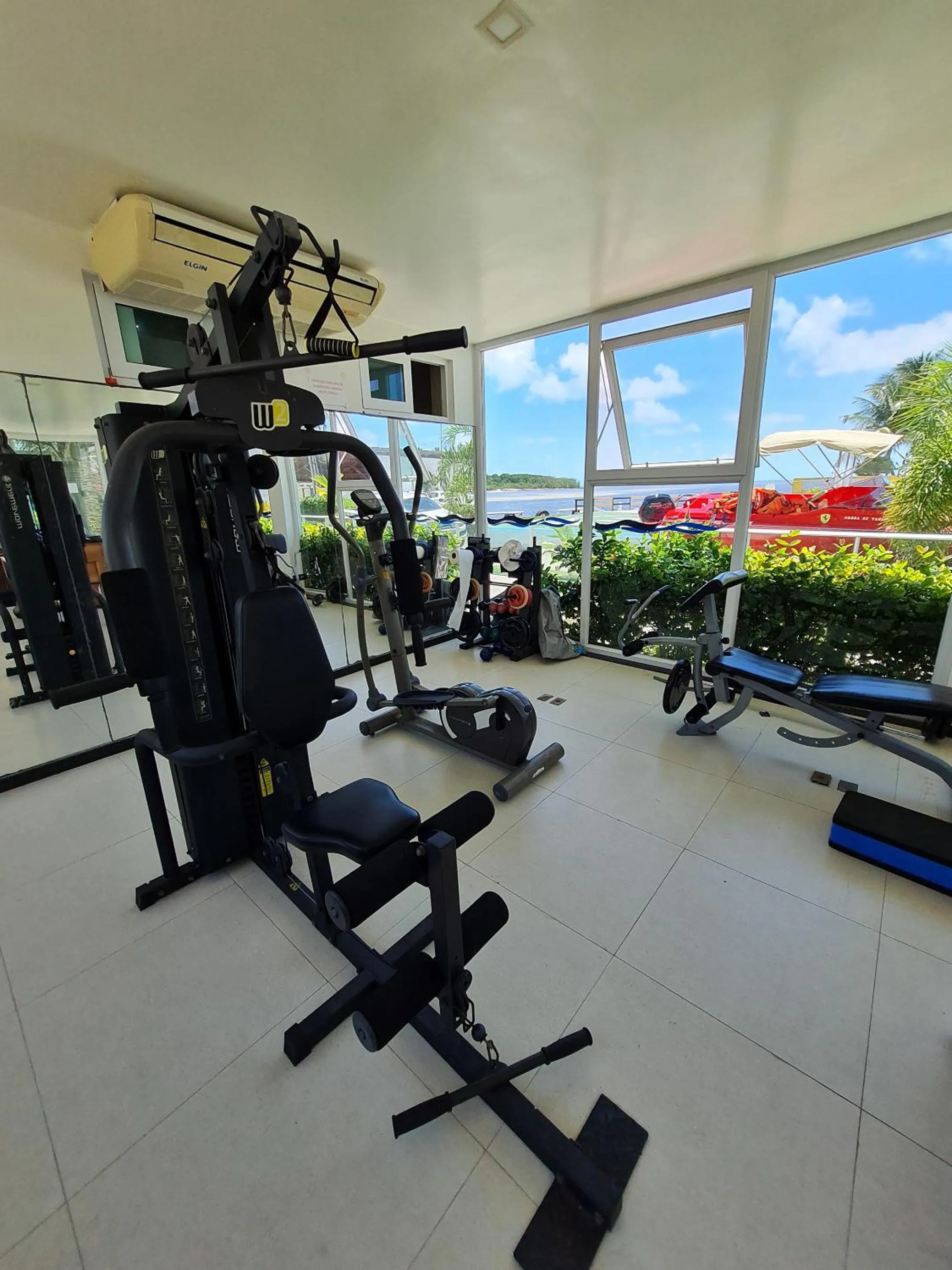 Fitness centre/facilities in Pousada Jirituba