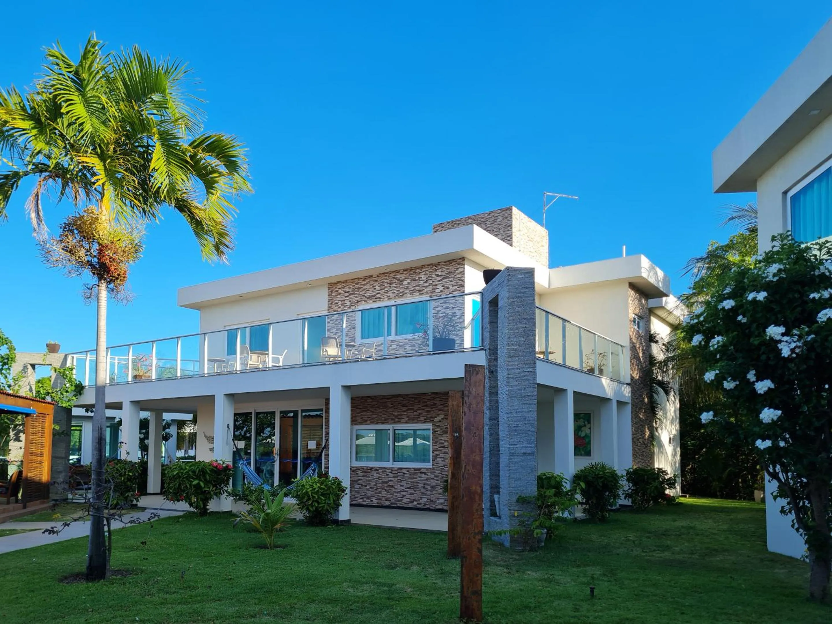 Property building in Pousada Jirituba