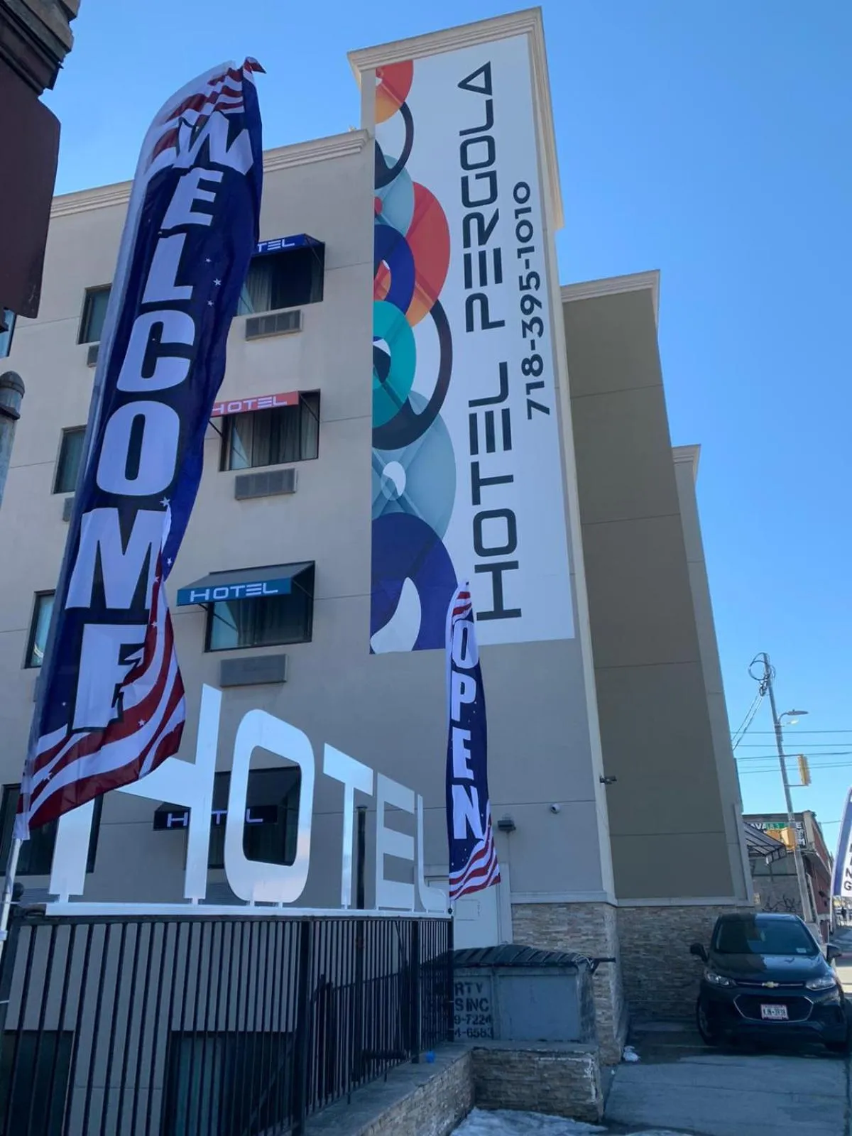 Property building in Hotel Pergola Jamaica JFK