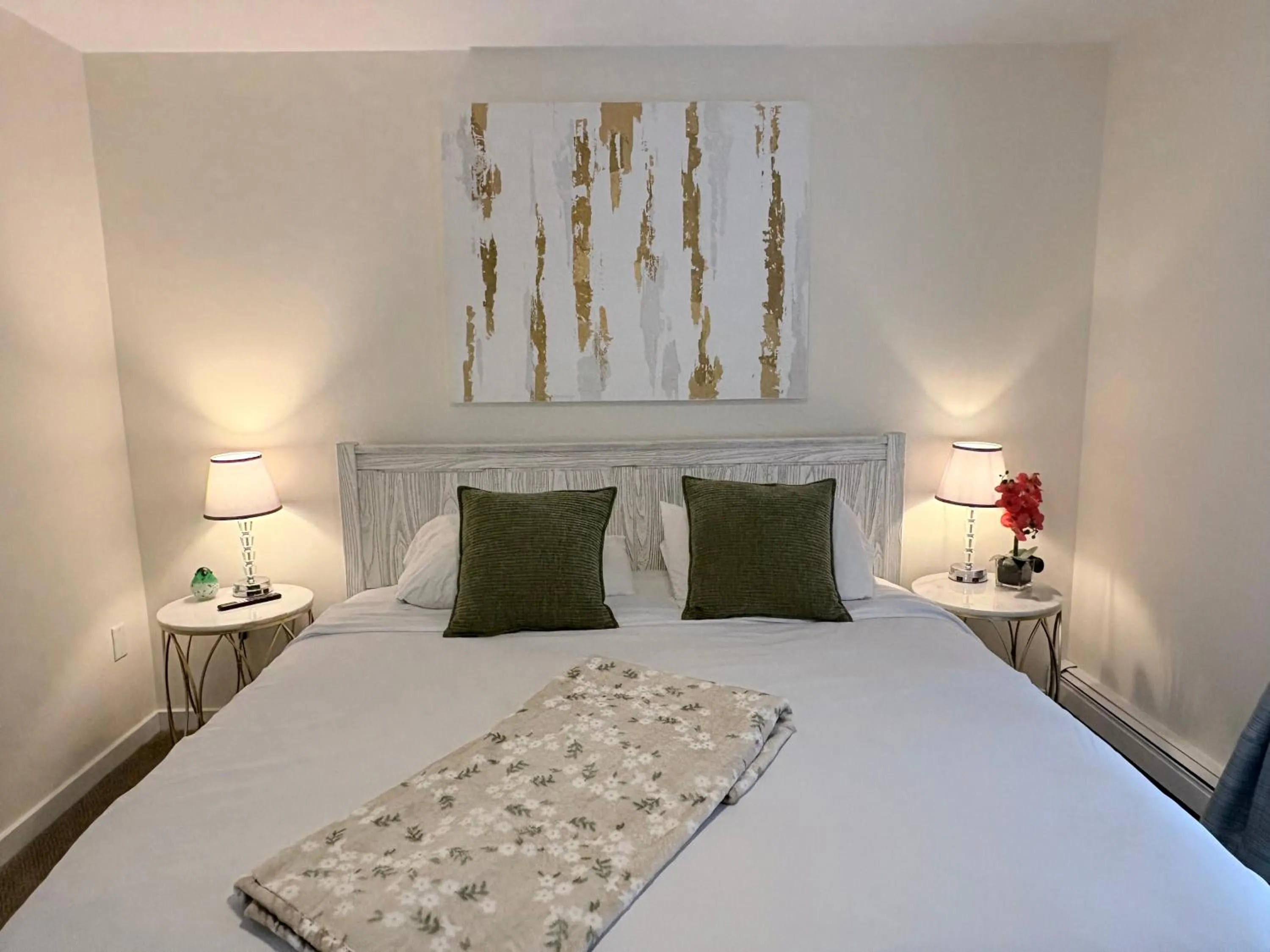 Bed in Riverfront Home with a View!