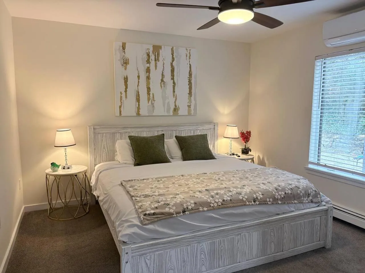 Bed in Riverfront Home with a View!