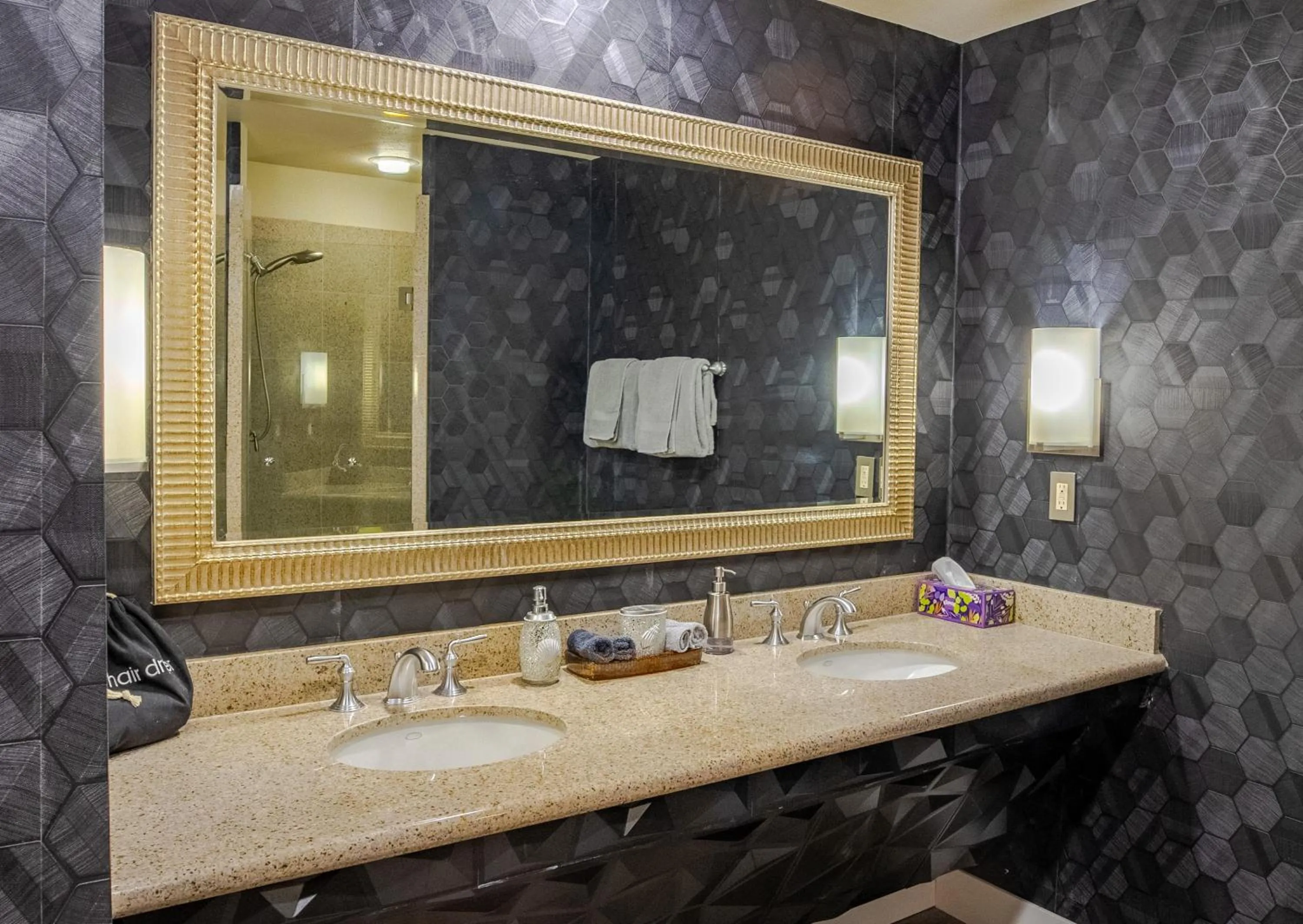 Bathroom in 2100 SqFt Penthouse Suite W/ Strip Views! POOL GYM