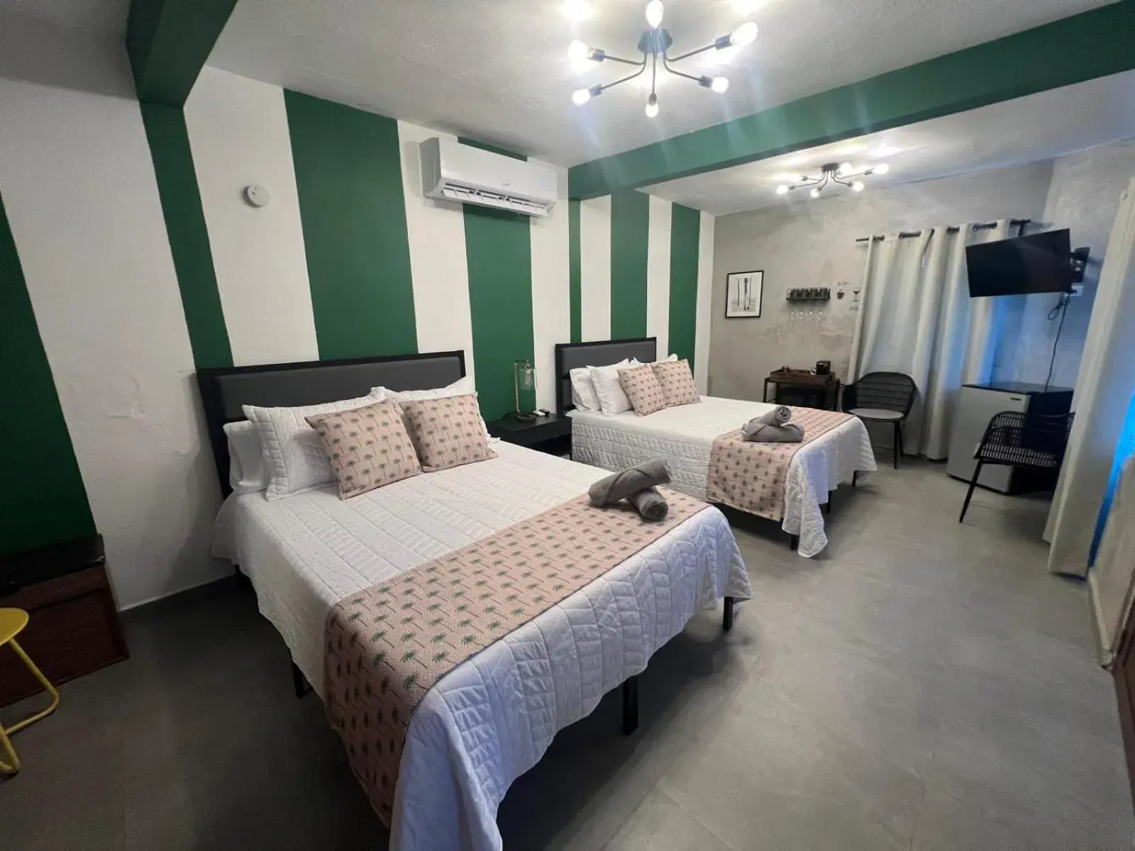 Bed in The Surfing Turtle Bed in The Surfing Turtle