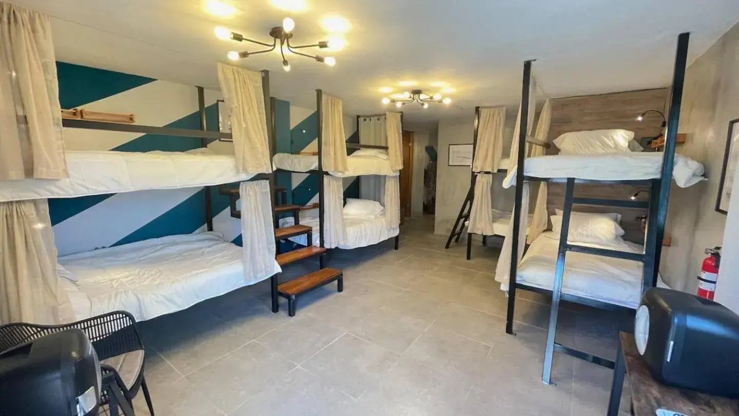 Bed in The Surfing Turtle Bed in The Surfing Turtle