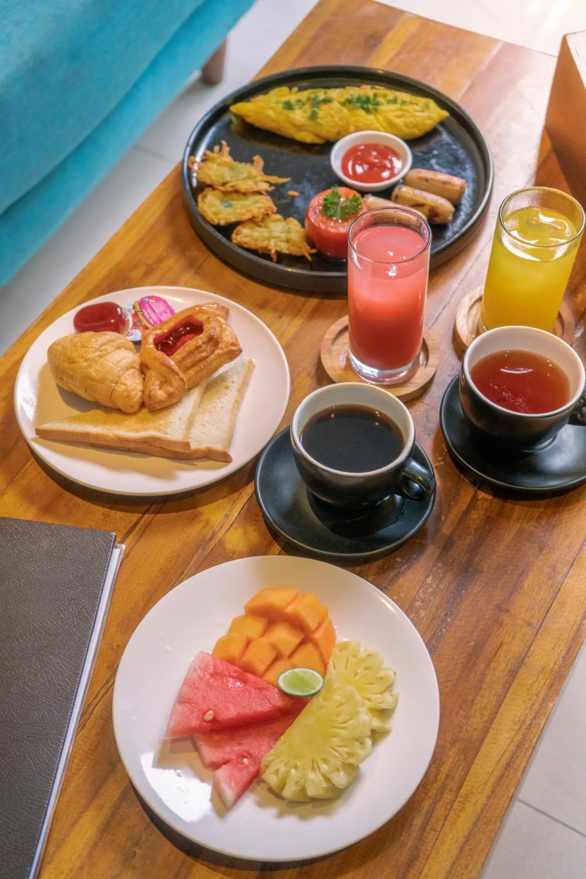 Food and drinks in The Calna Villa Bali