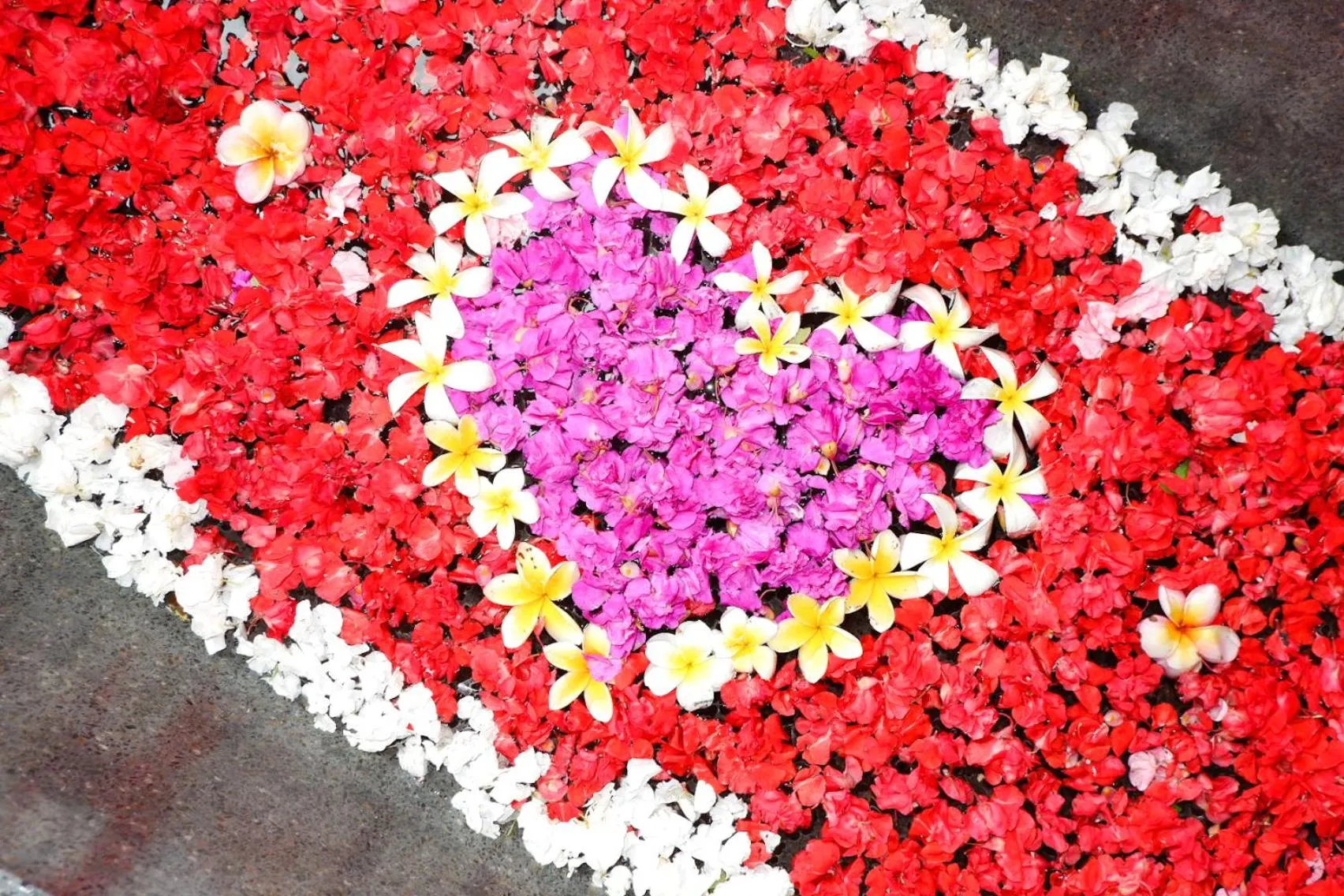 Bath in The Calna Villa Bali