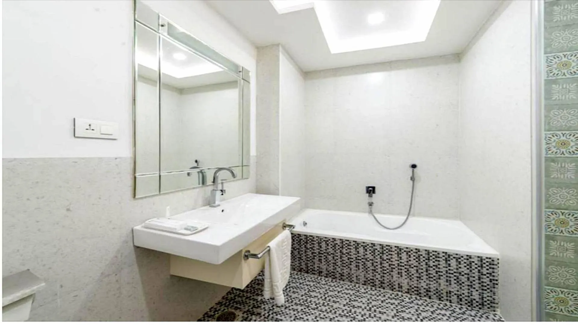 Bathroom in Alana Townhouse