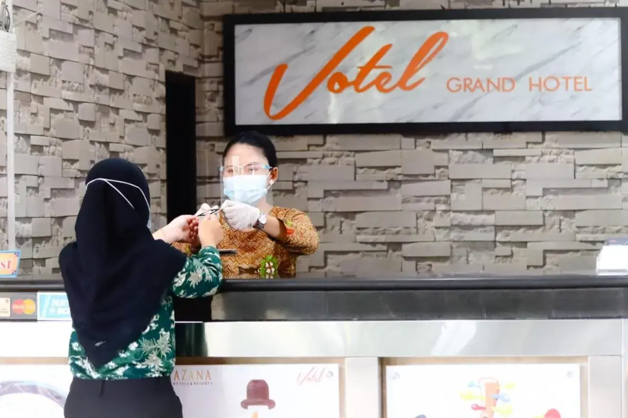 Lobby or reception in Votel Hotel Tulungagung Lobby or reception in Votel Hotel Tulungagung