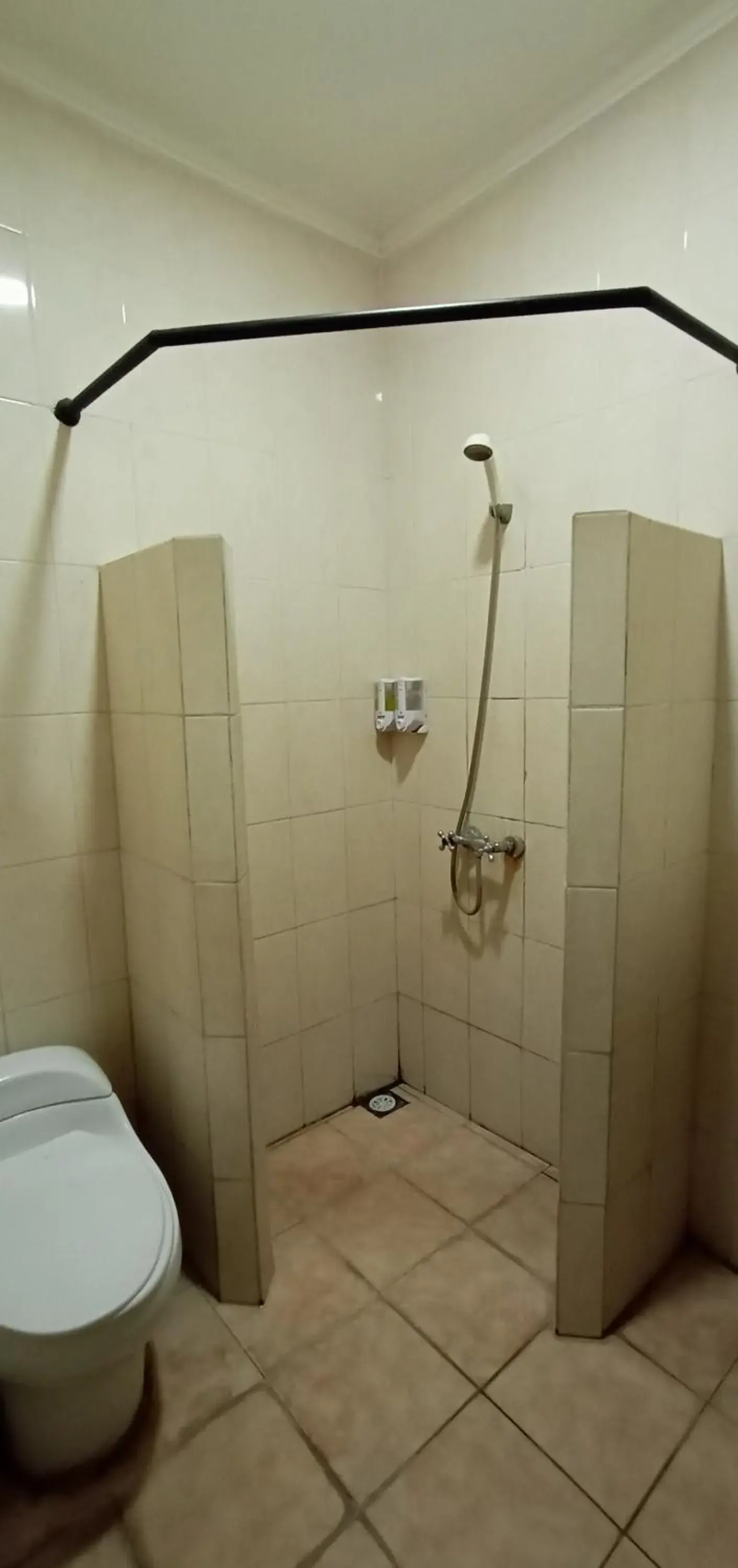 Superior King or Twin Room in Votel Hotel Tulungagung Superior King or Twin Room in Votel Hotel Tulungagung