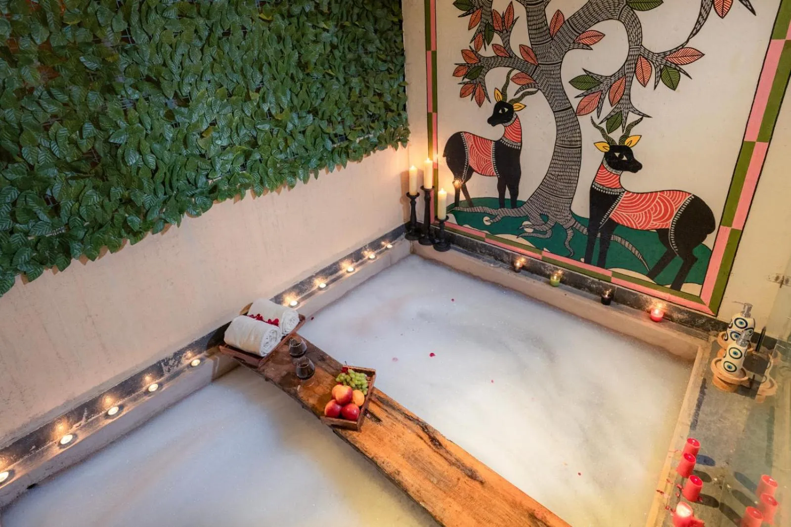 Bath in Panarpani Retreat Pachmarhi