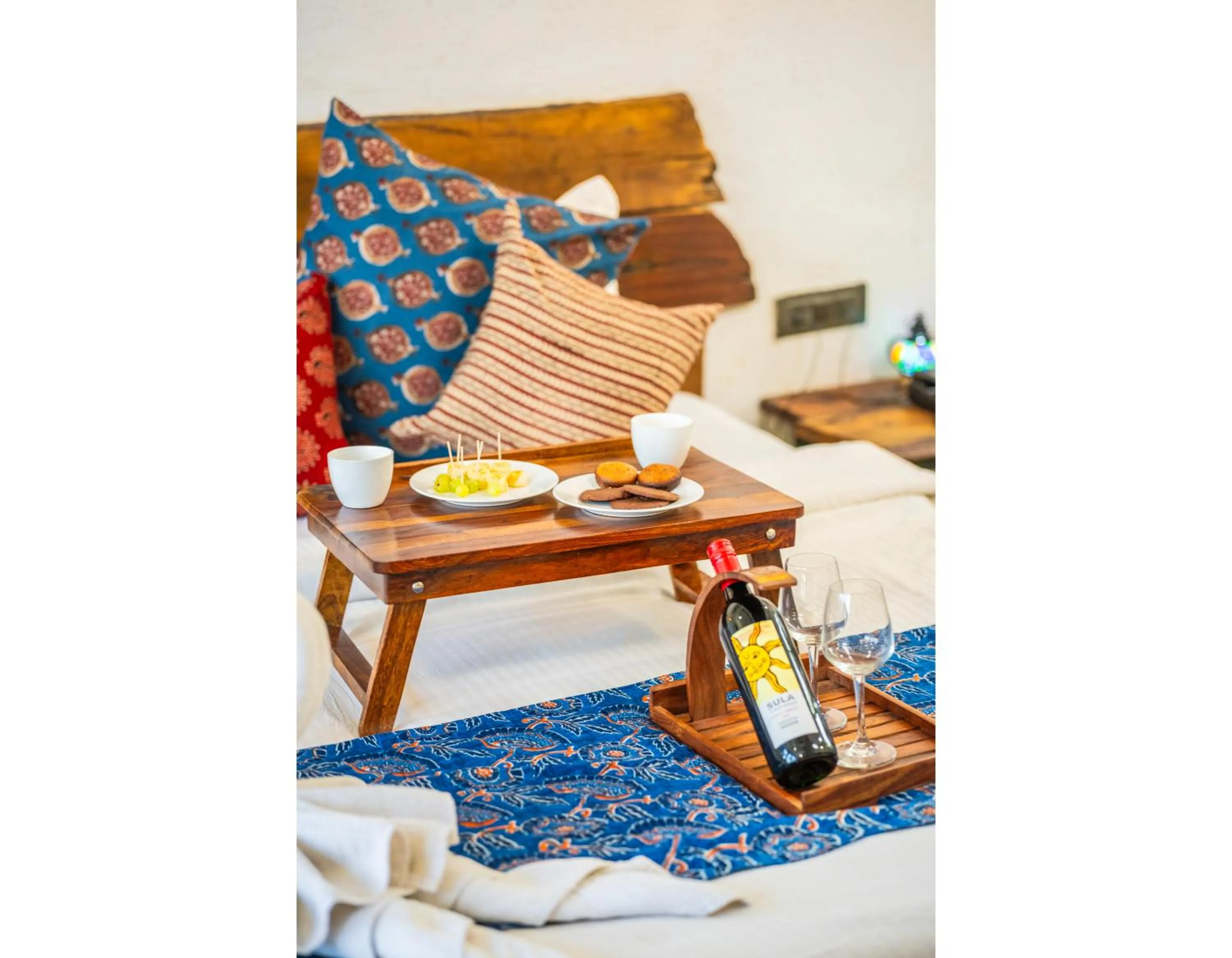 Food and drinks in Panarpani Retreat Pachmarhi