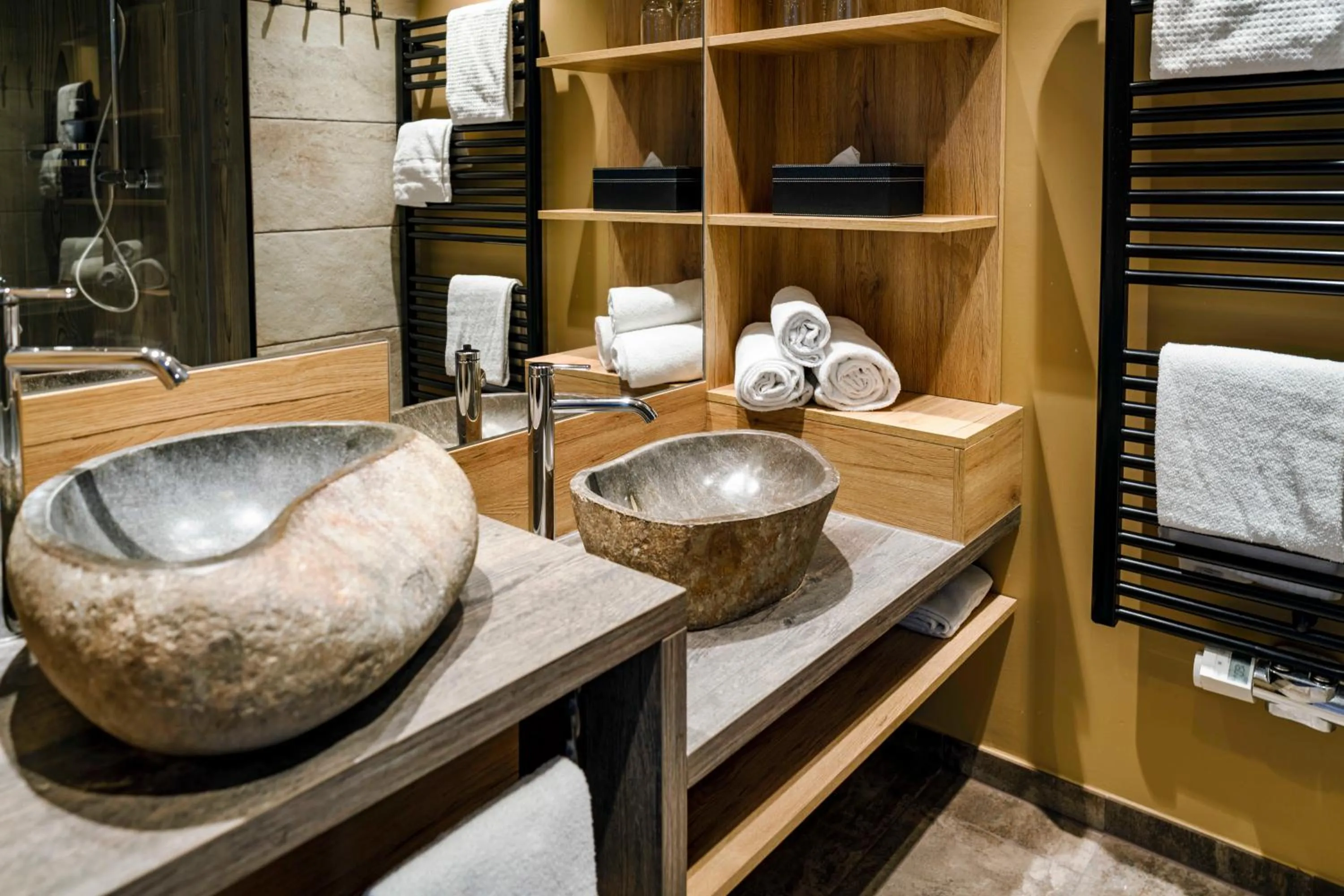 Bathroom in Ostseehotel Midgard in Damp