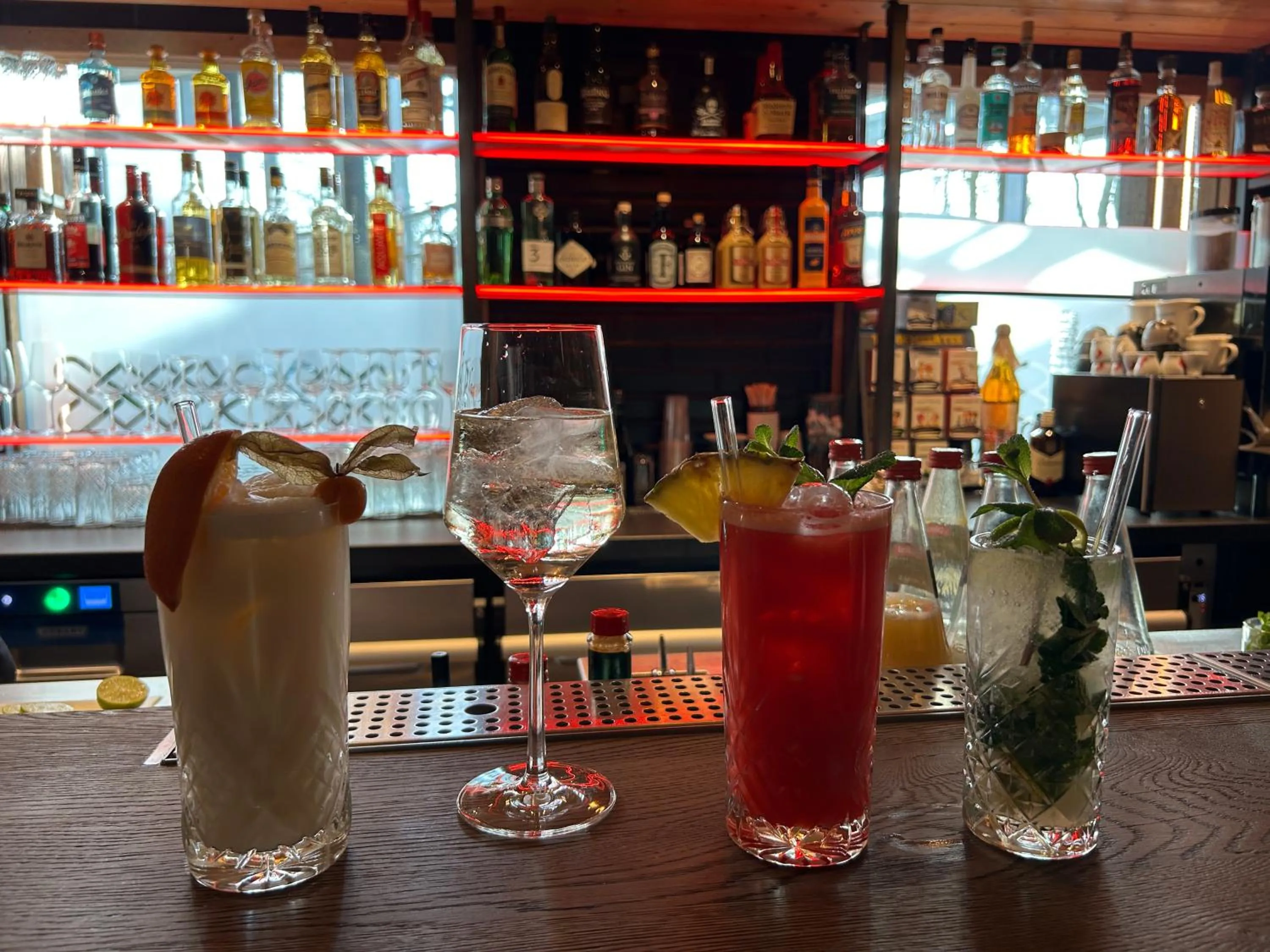 Lounge or bar in Ostseehotel Midgard in Damp