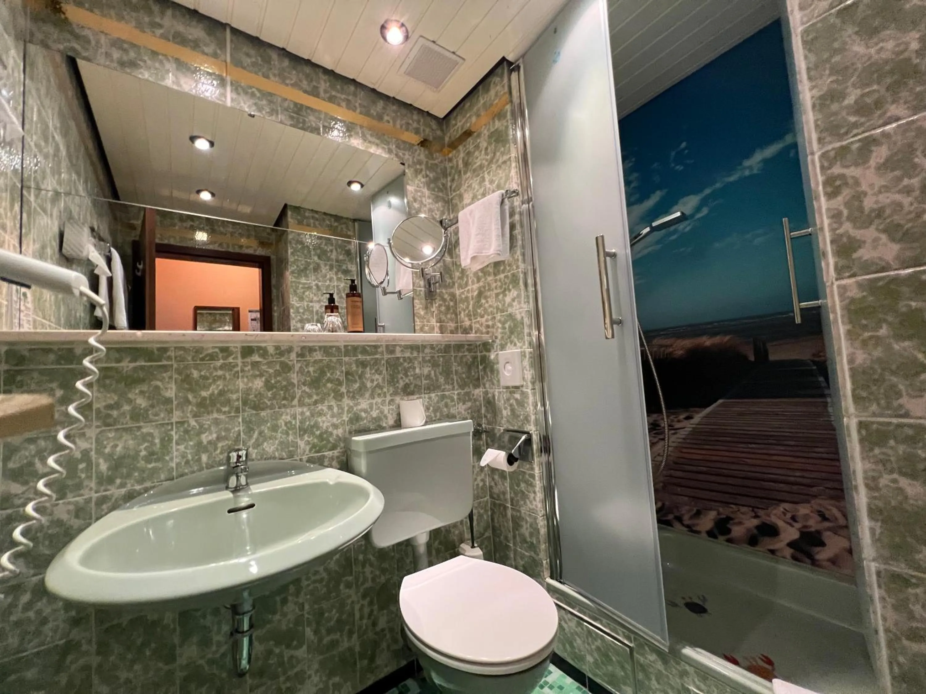 Bathroom in Aparthotel Deutschmeister