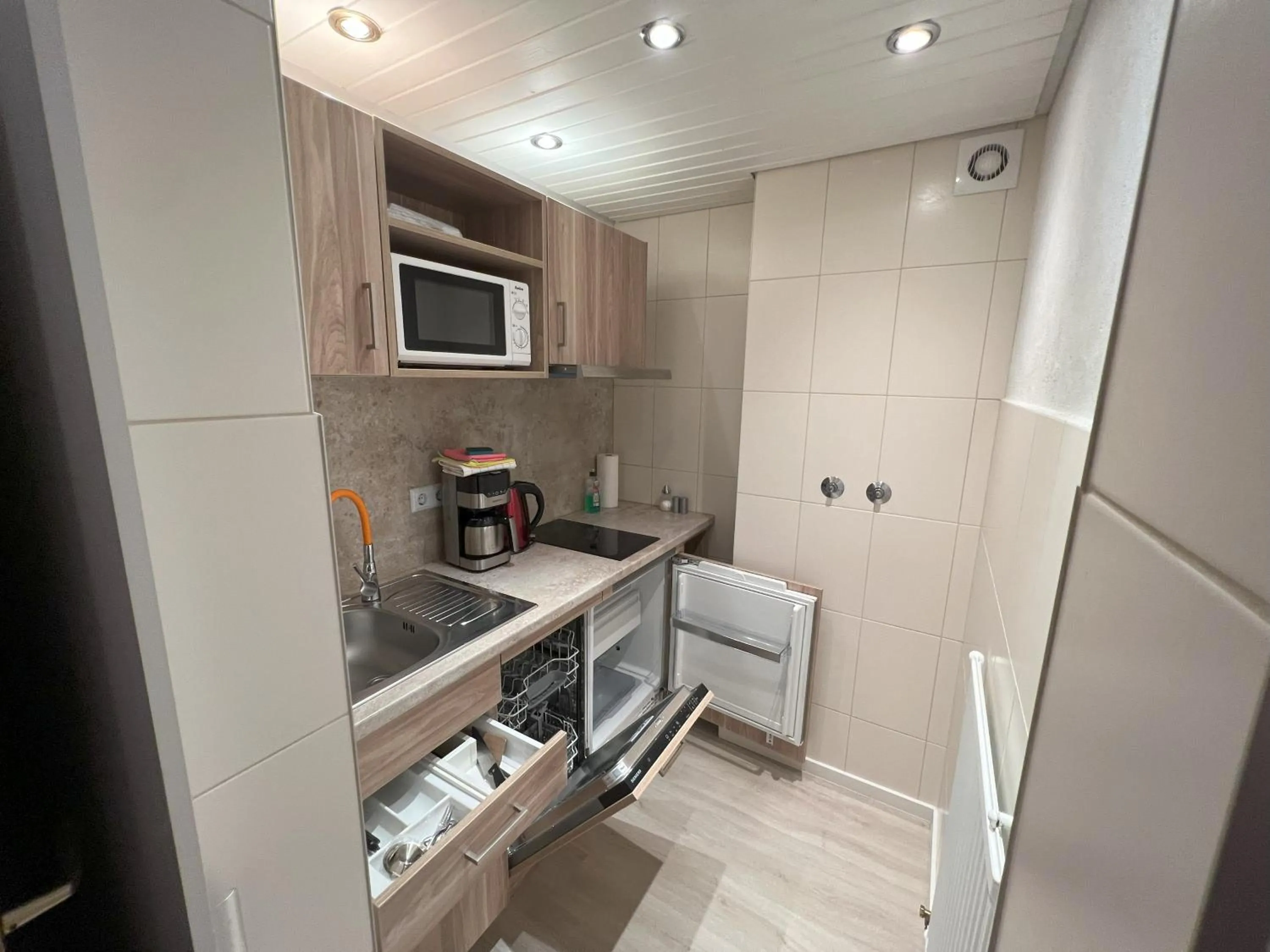 Photo of the whole room in Aparthotel Deutschmeister